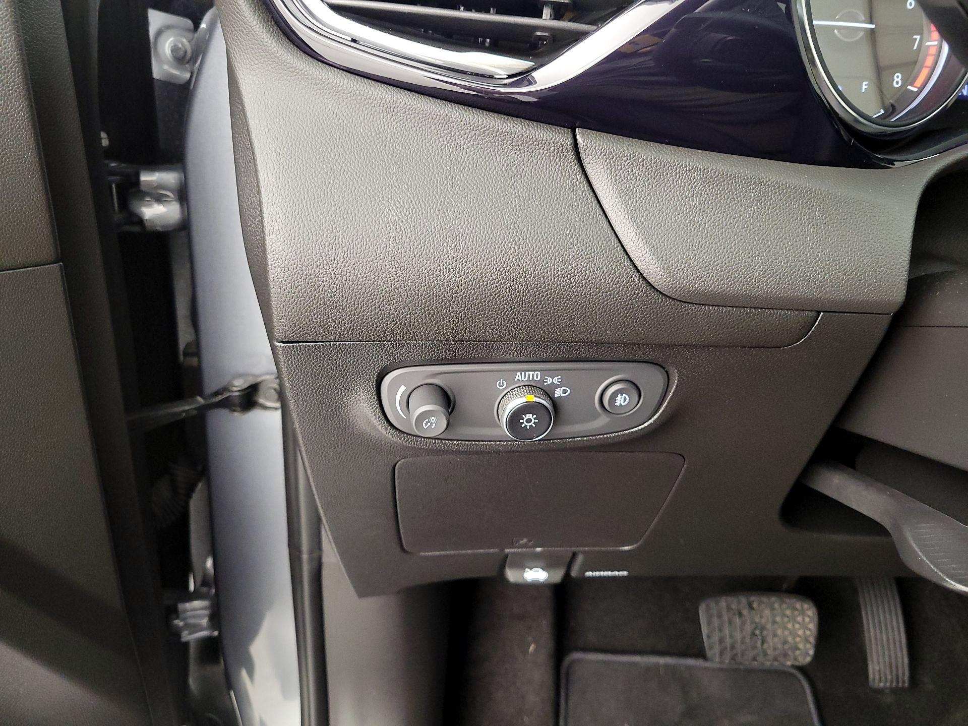 Thumbnail: 2020 Buick Encore GX - 13