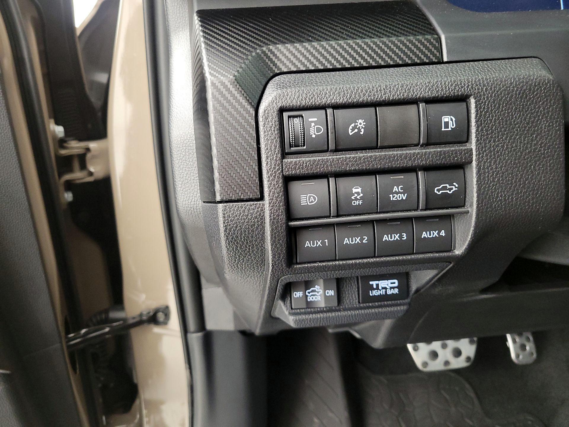 Thumbnail: 2025 Toyota Tacoma - 13