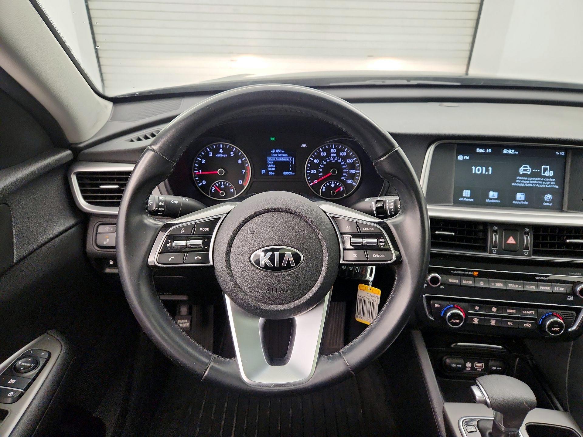 Thumbnail: 2019 Kia Optima - 10