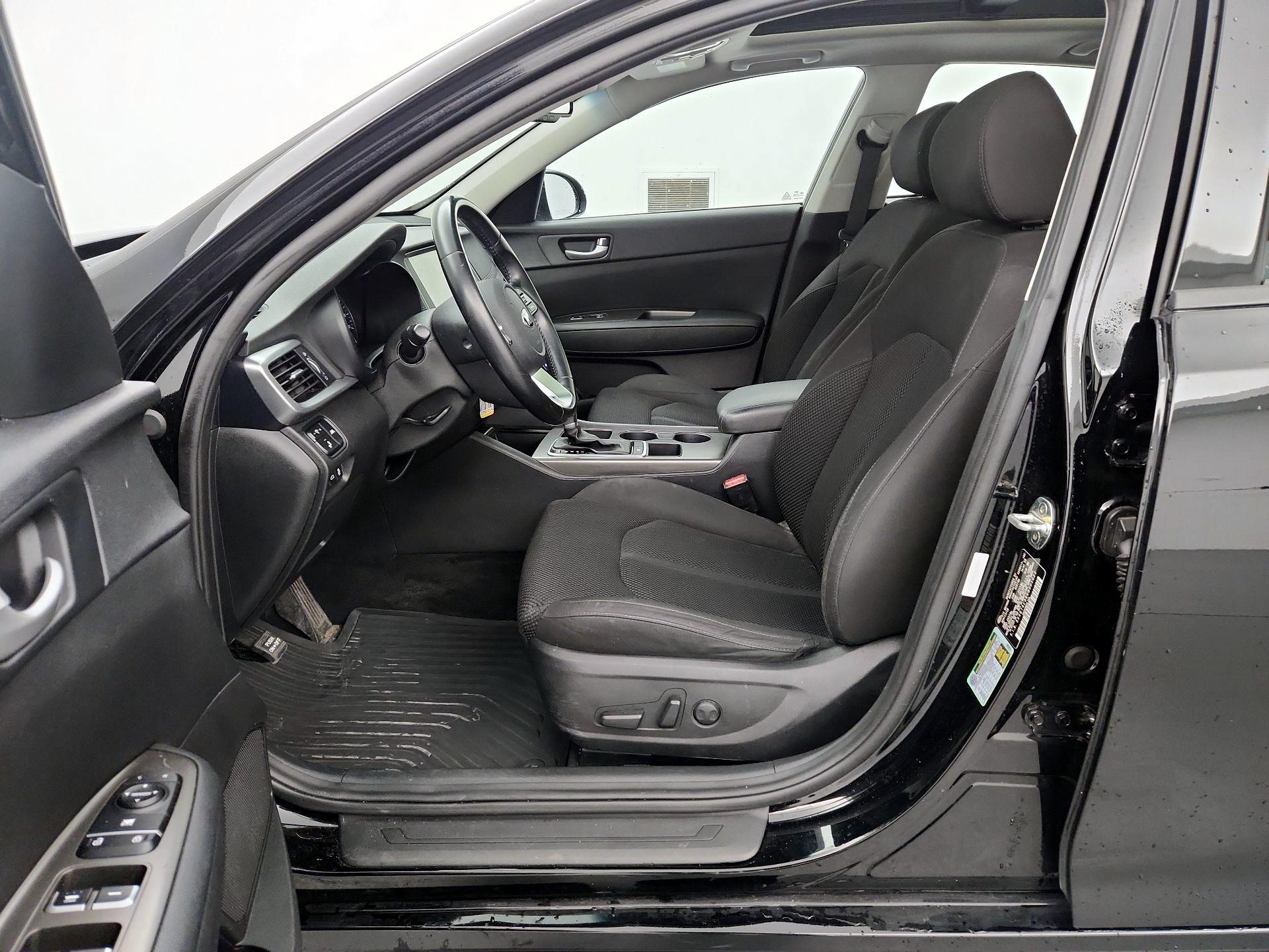 Thumbnail: 2019 Kia Optima - 11