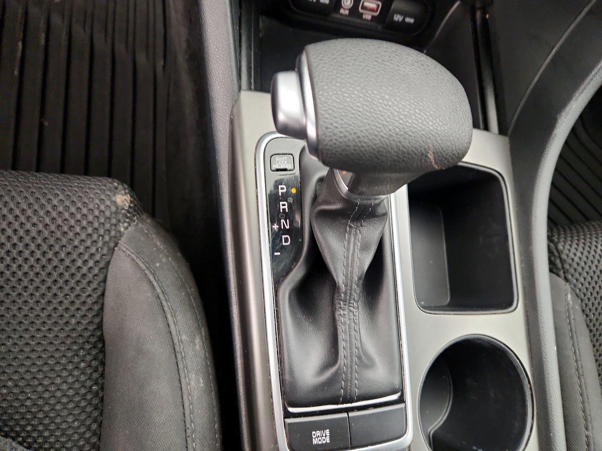 Thumbnail: 2019 Kia Optima - 17