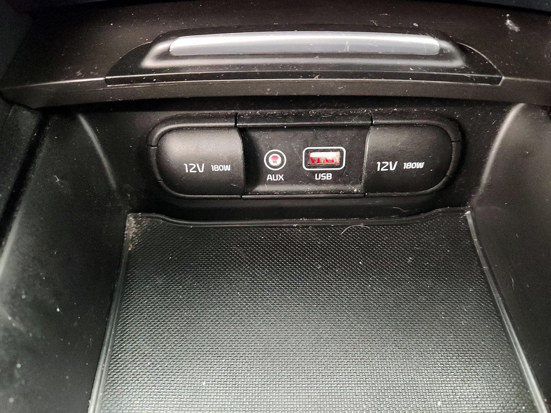 Thumbnail: 2019 Kia Optima - 18