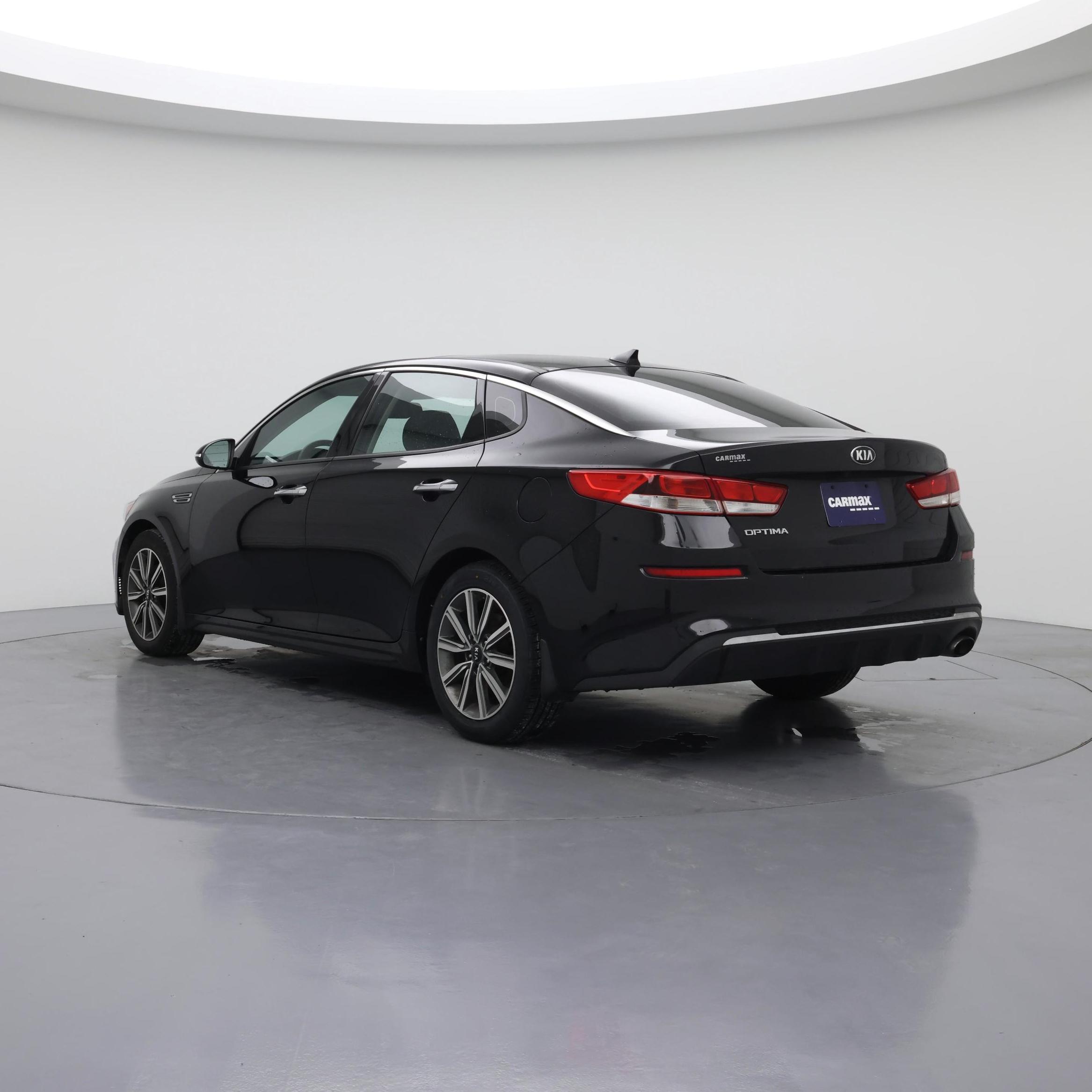 Thumbnail: 2019 Kia Optima - 2