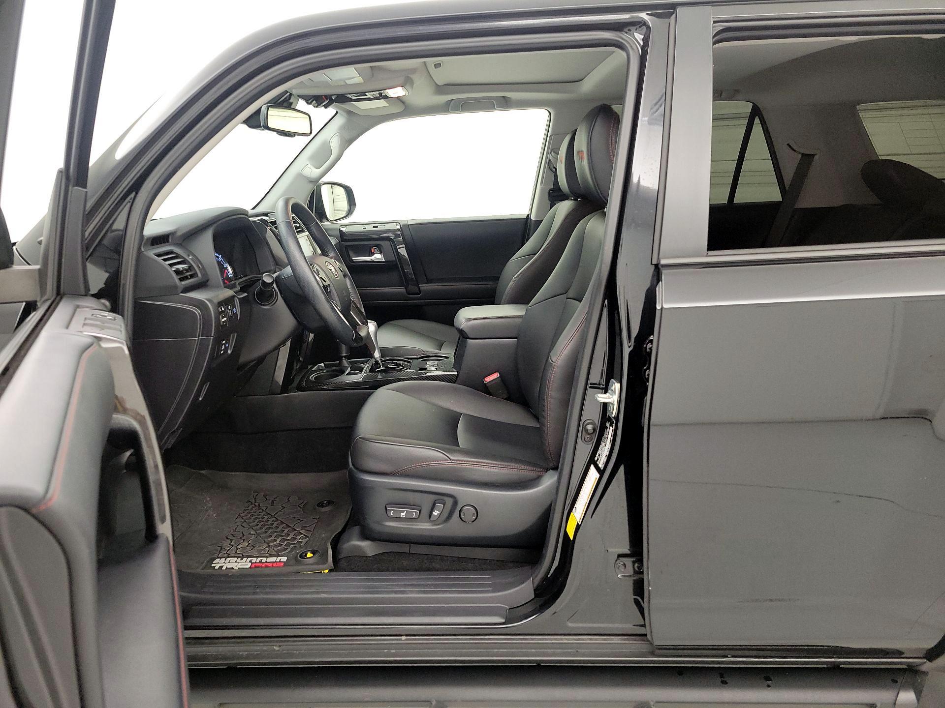 Thumbnail: 2023 Toyota 4Runner - 11