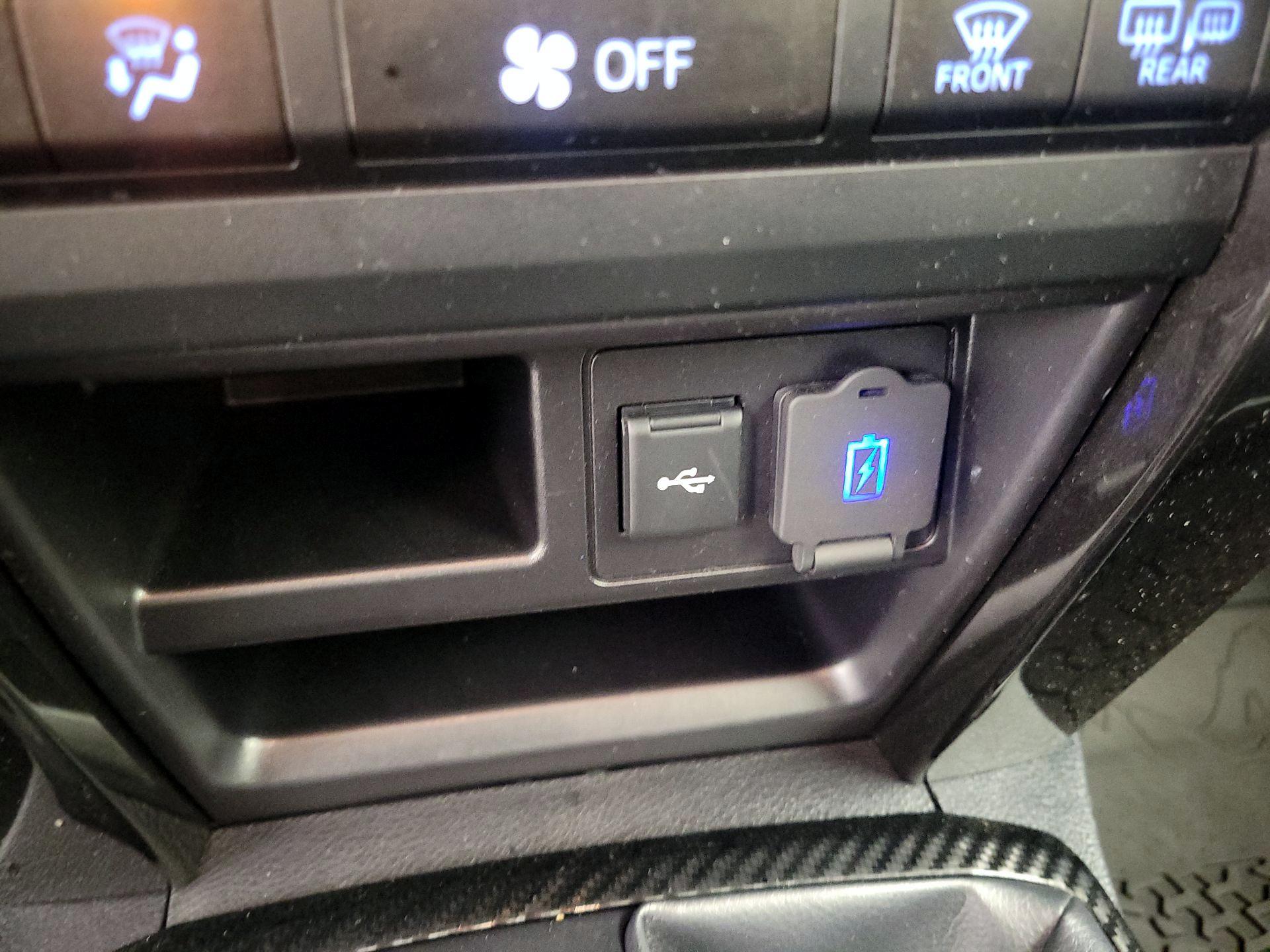 Thumbnail: 2023 Toyota 4Runner - 19