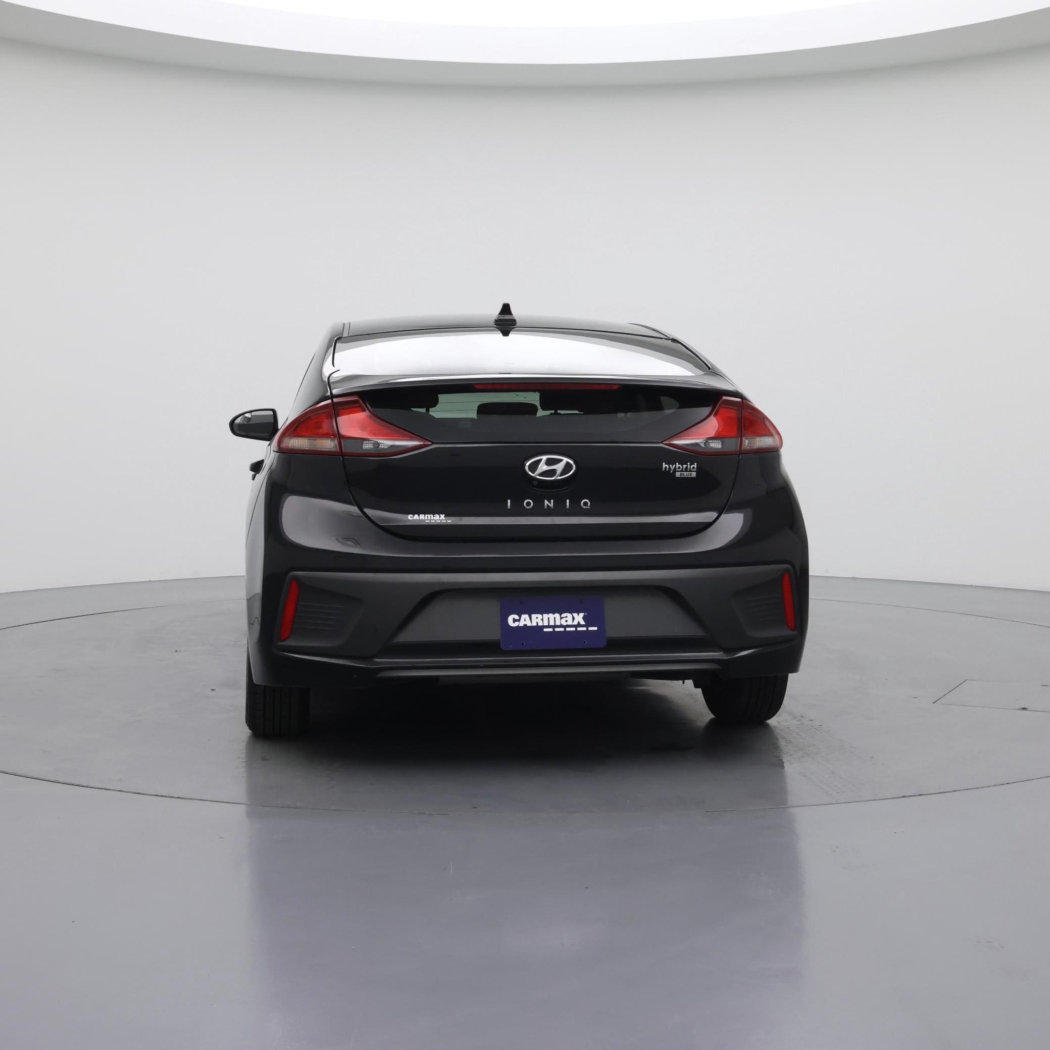 Thumbnail: 2017 Hyundai Ioniq - 6