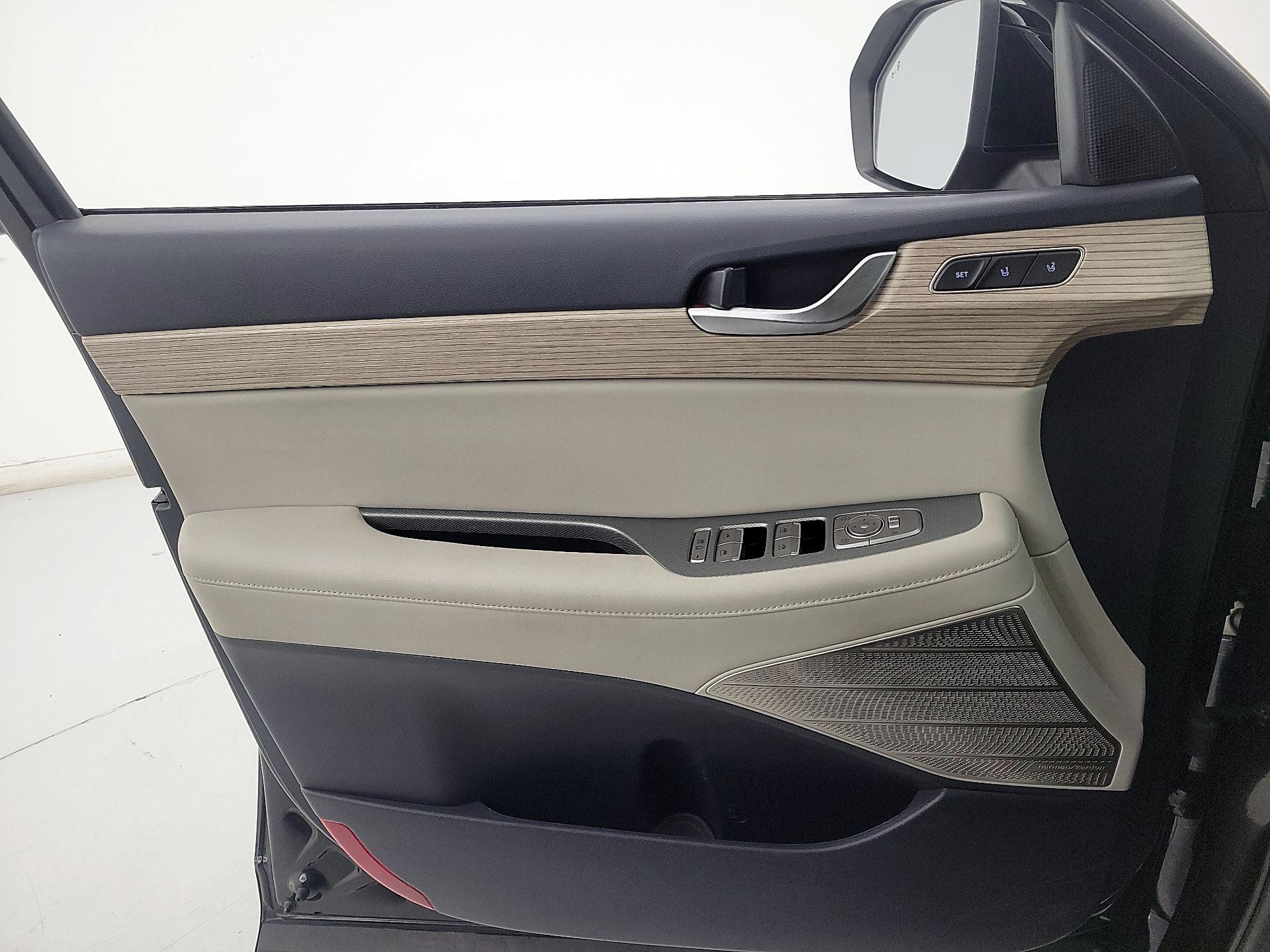 Thumbnail: 2021 Hyundai Palisade - 12