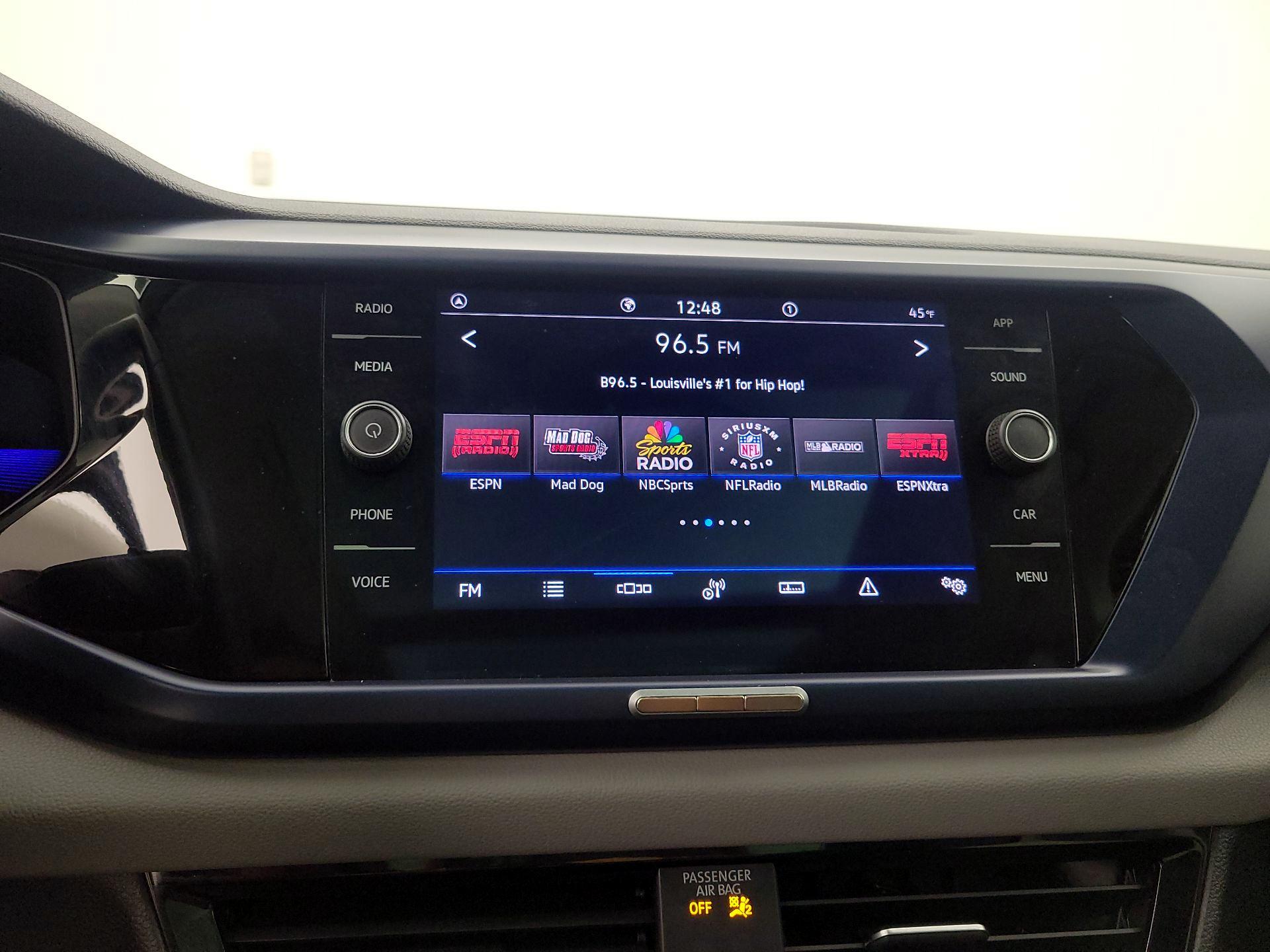 Thumbnail: 2023 Volkswagen Taos - 16