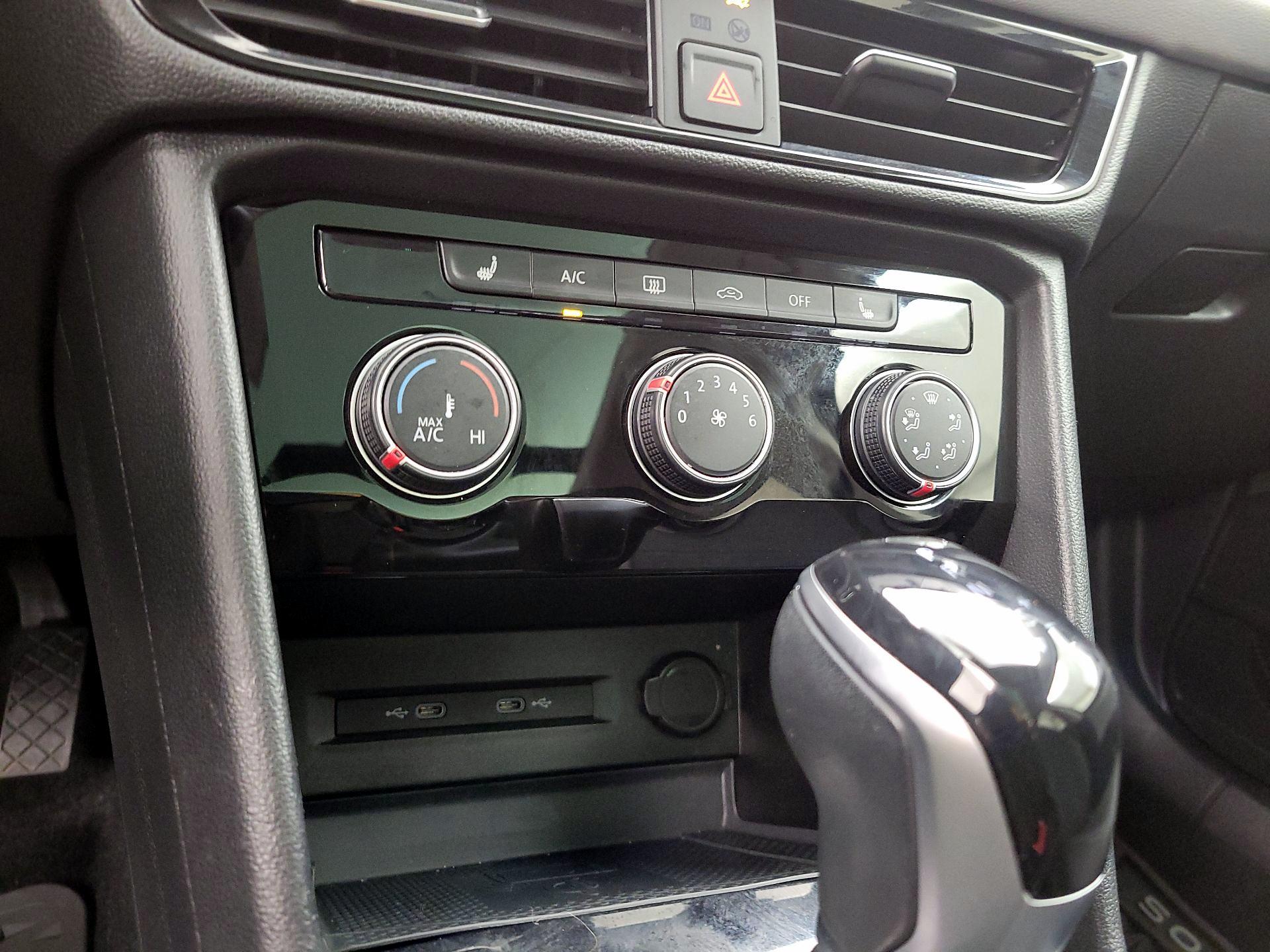 Thumbnail: 2023 Volkswagen Taos - 17