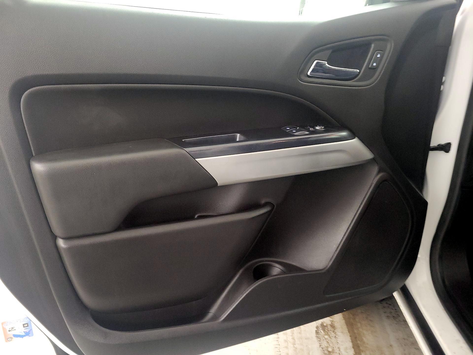 Thumbnail: 2021 Chevrolet Colorado - 12