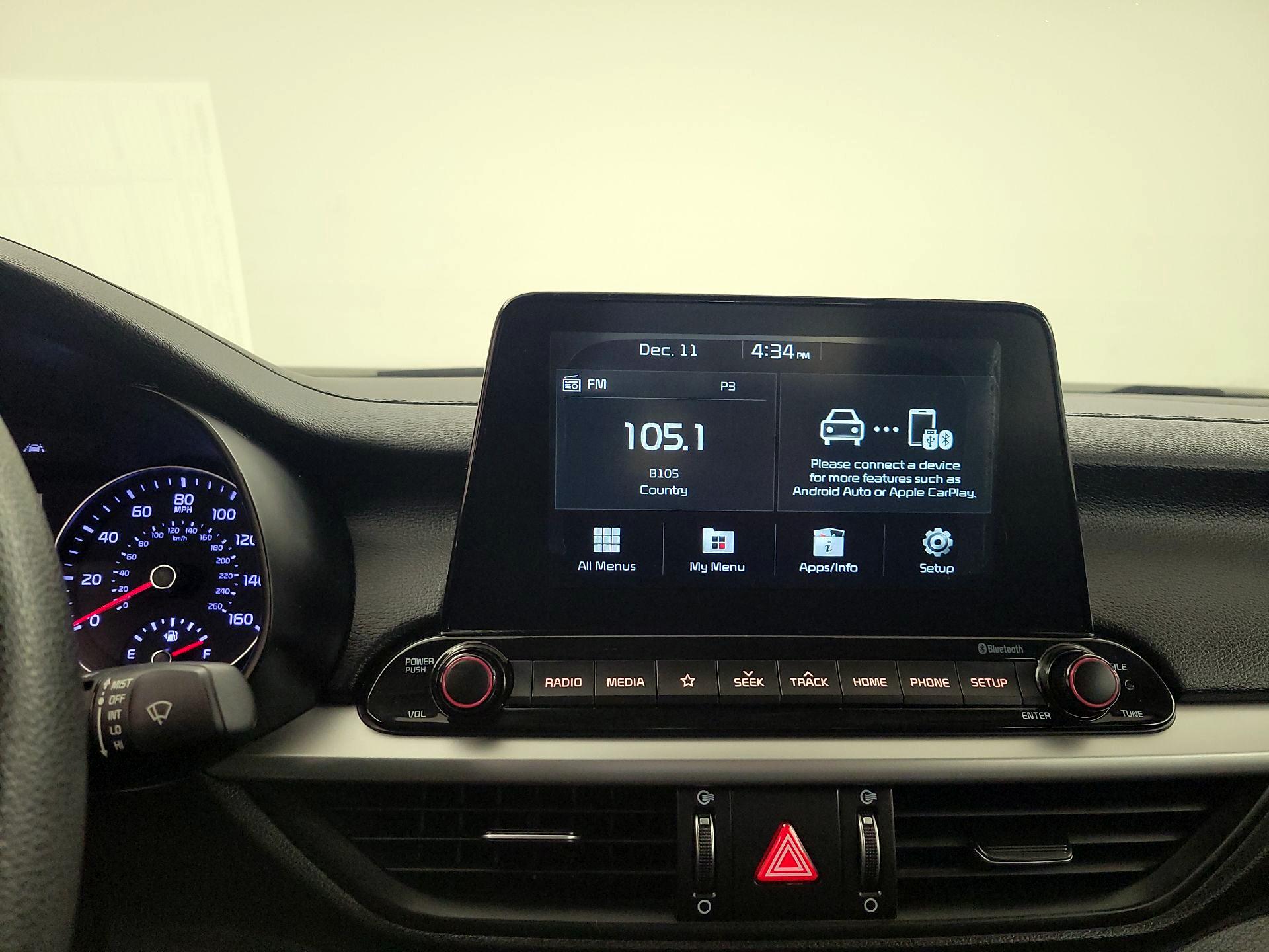 Thumbnail: 2021 Kia Forte - 15