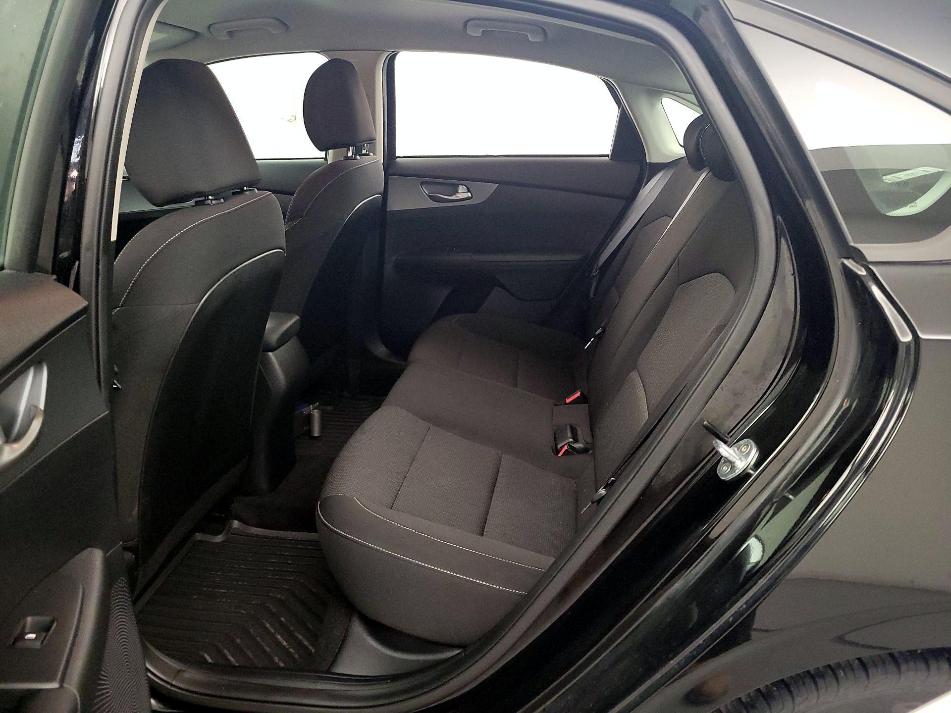 Thumbnail: 2021 Kia Forte - 19