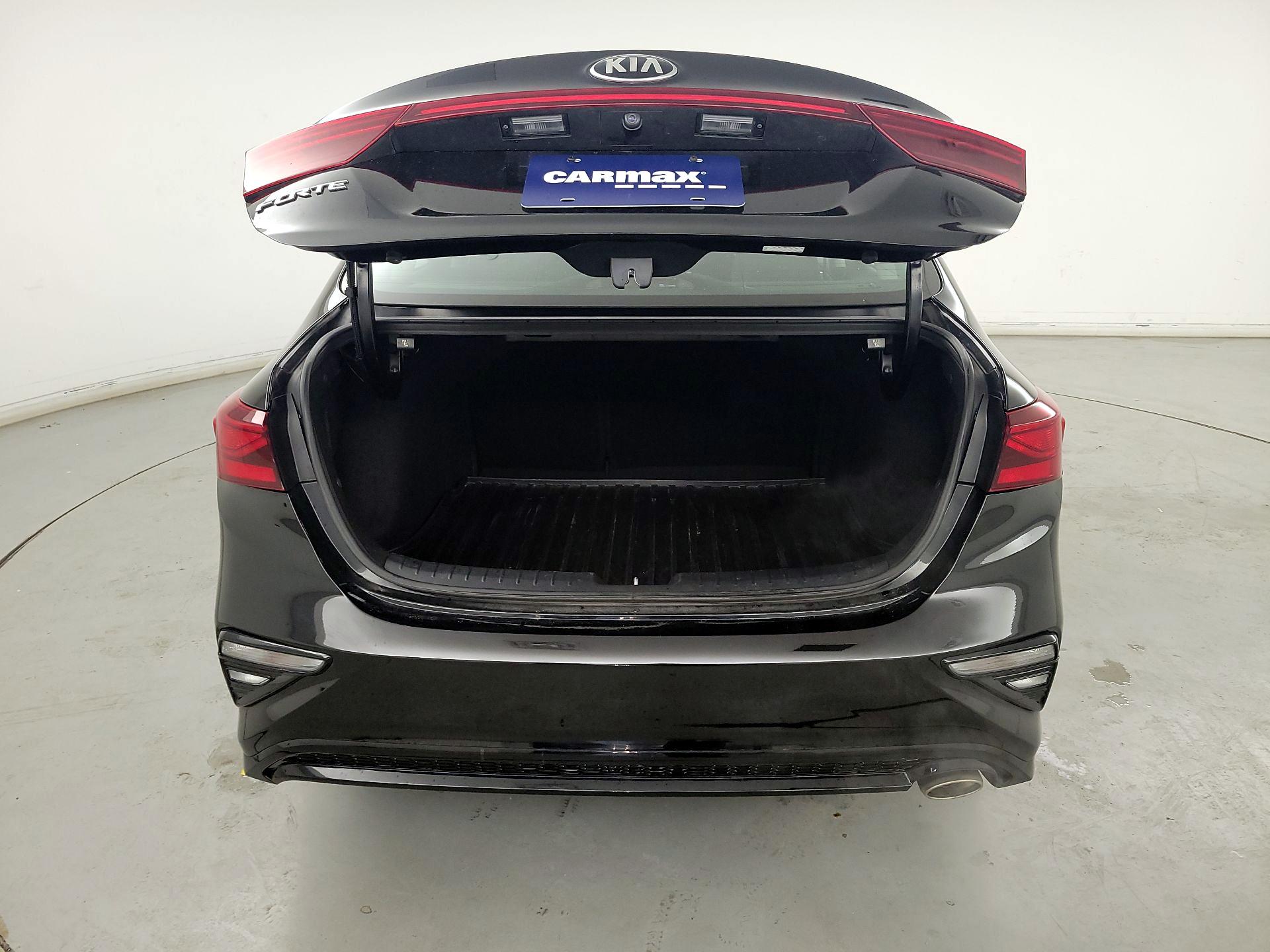 Thumbnail: 2021 Kia Forte - 20