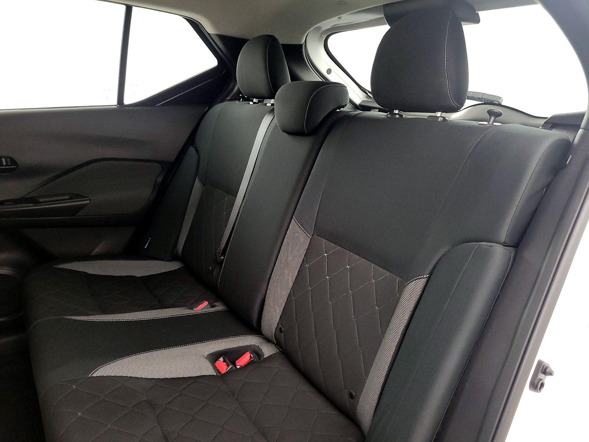 Thumbnail: 2020 Nissan Kicks - 19