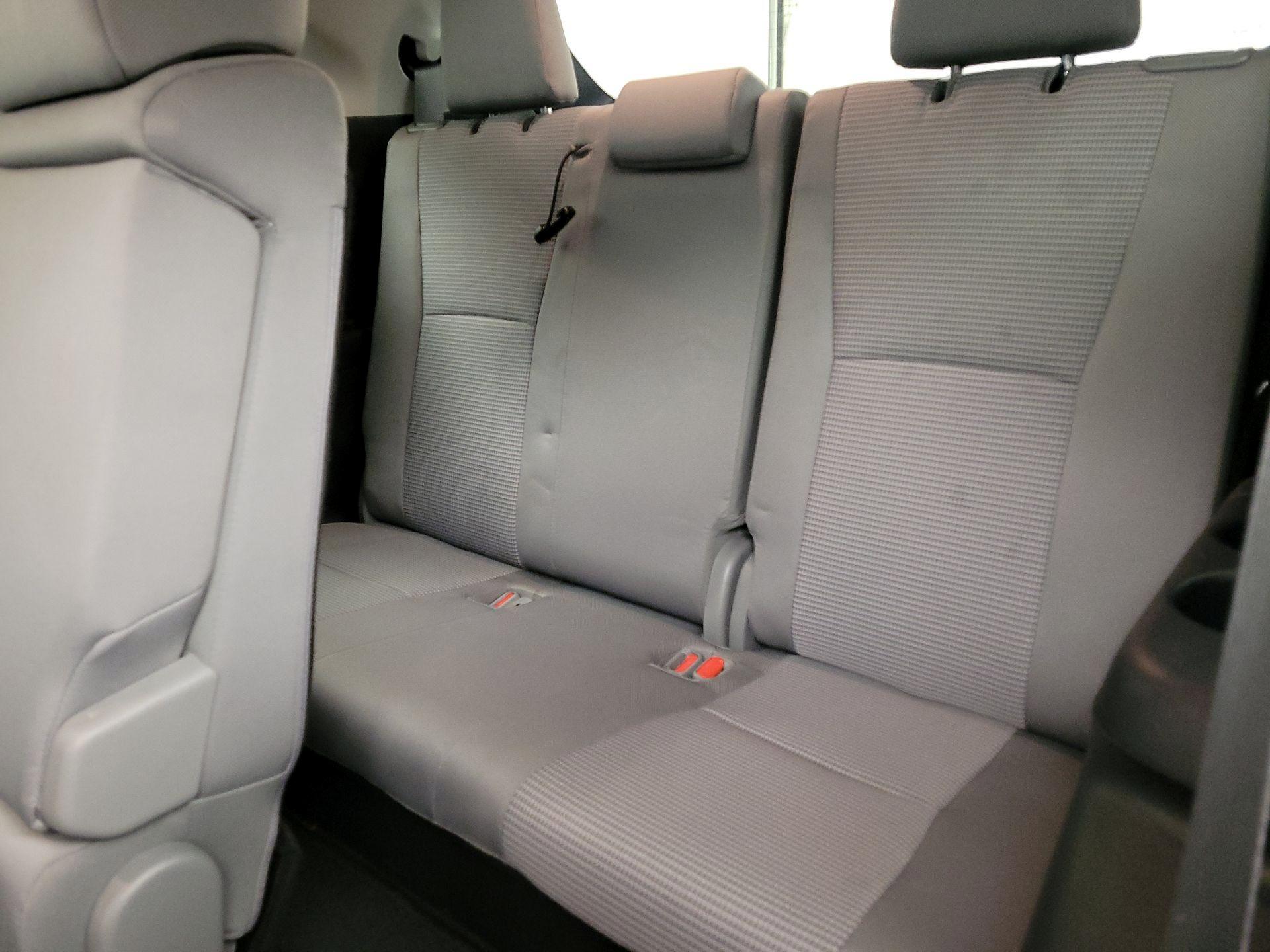 Thumbnail: 2022 Toyota Highlander - 19