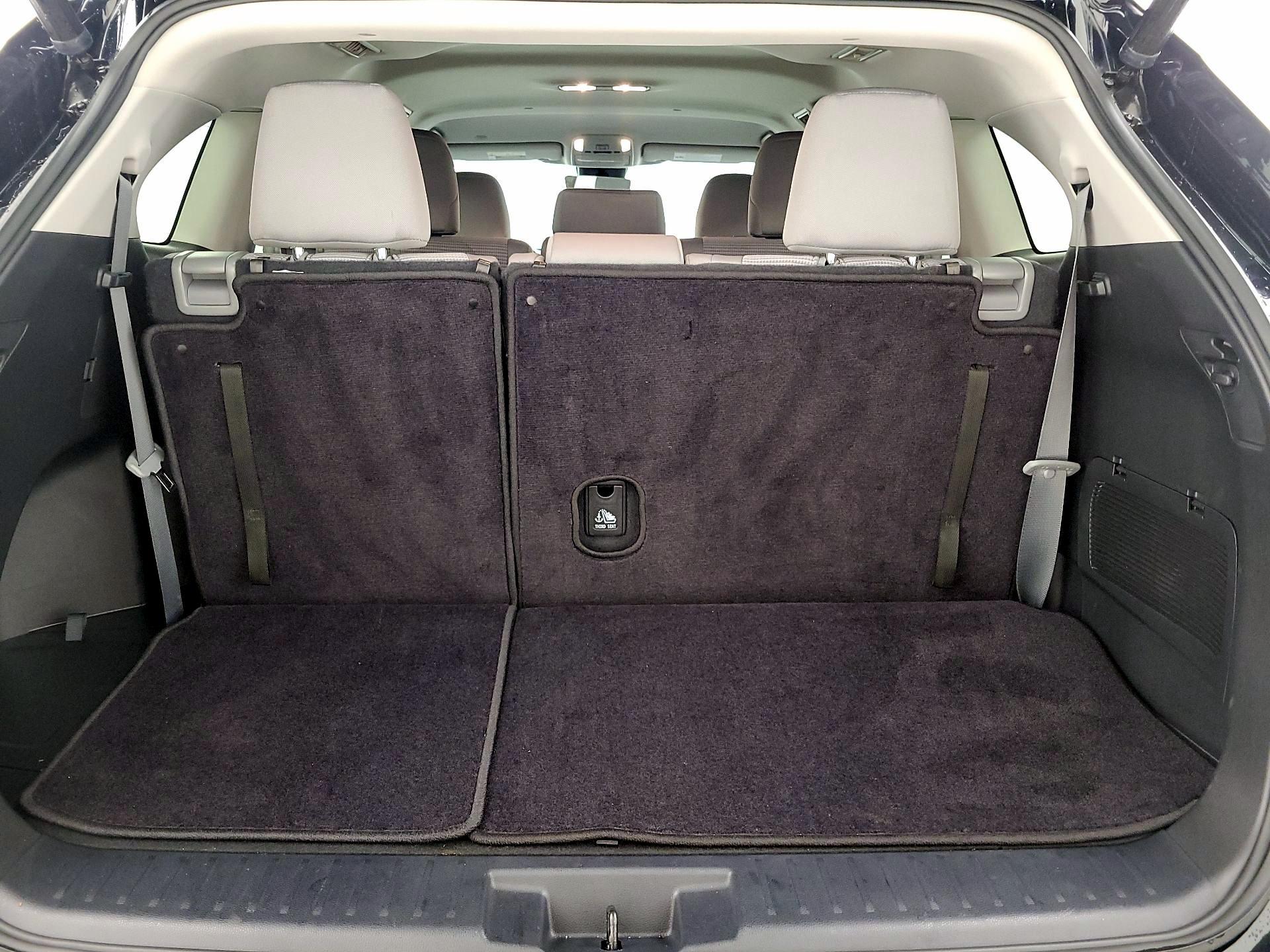 Thumbnail: 2022 Toyota Highlander - 20