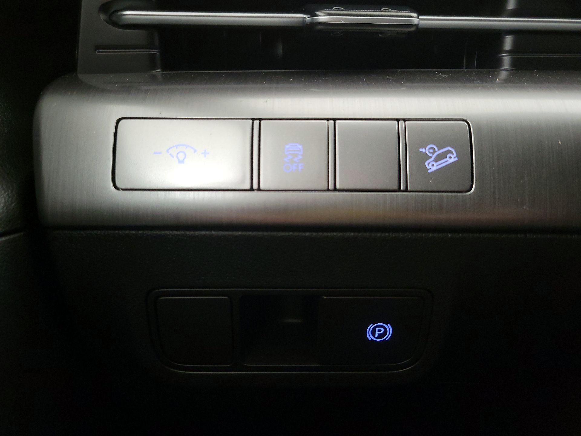 Thumbnail: 2025 Hyundai Kona - 13