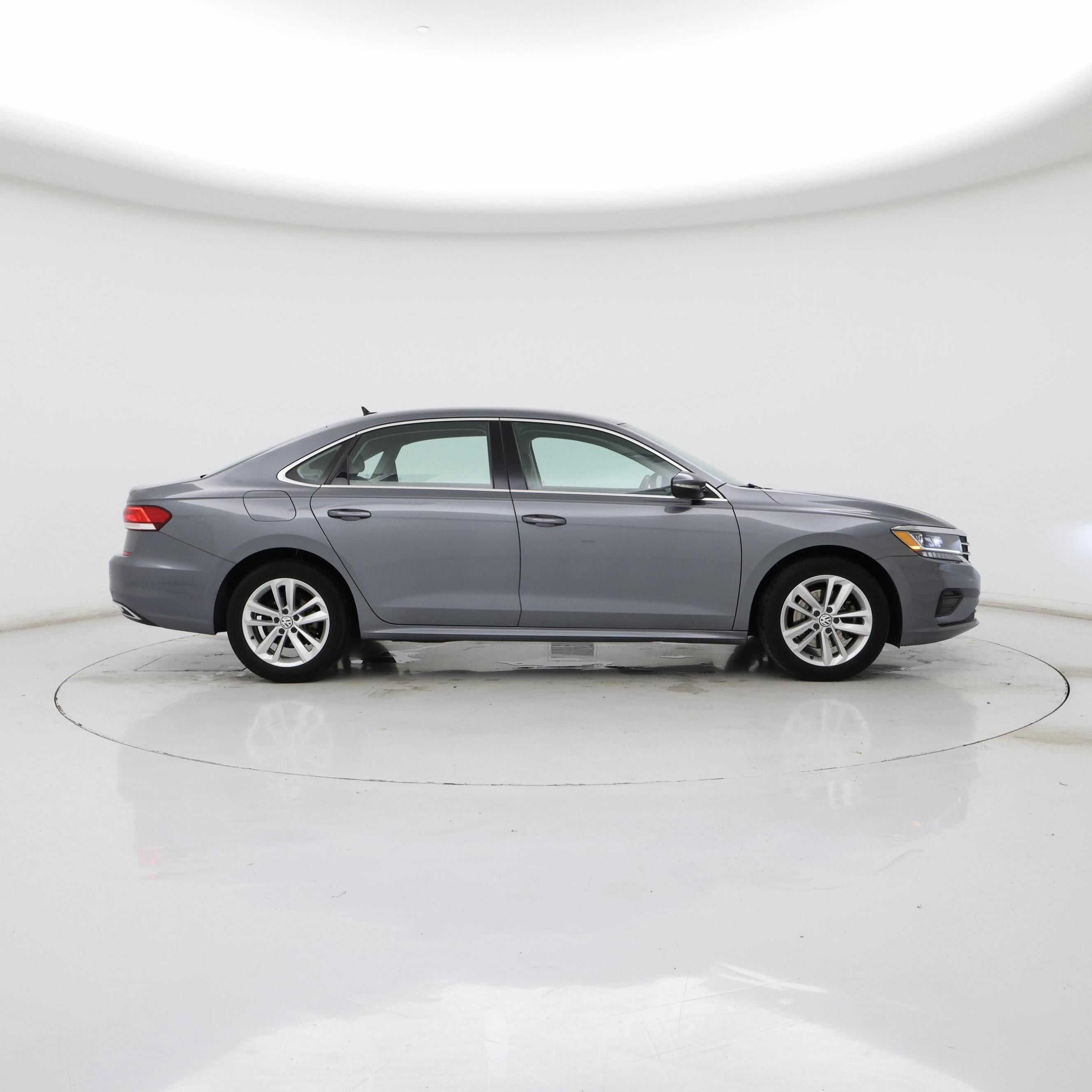 Thumbnail: 2020 Volkswagen Passat - 7