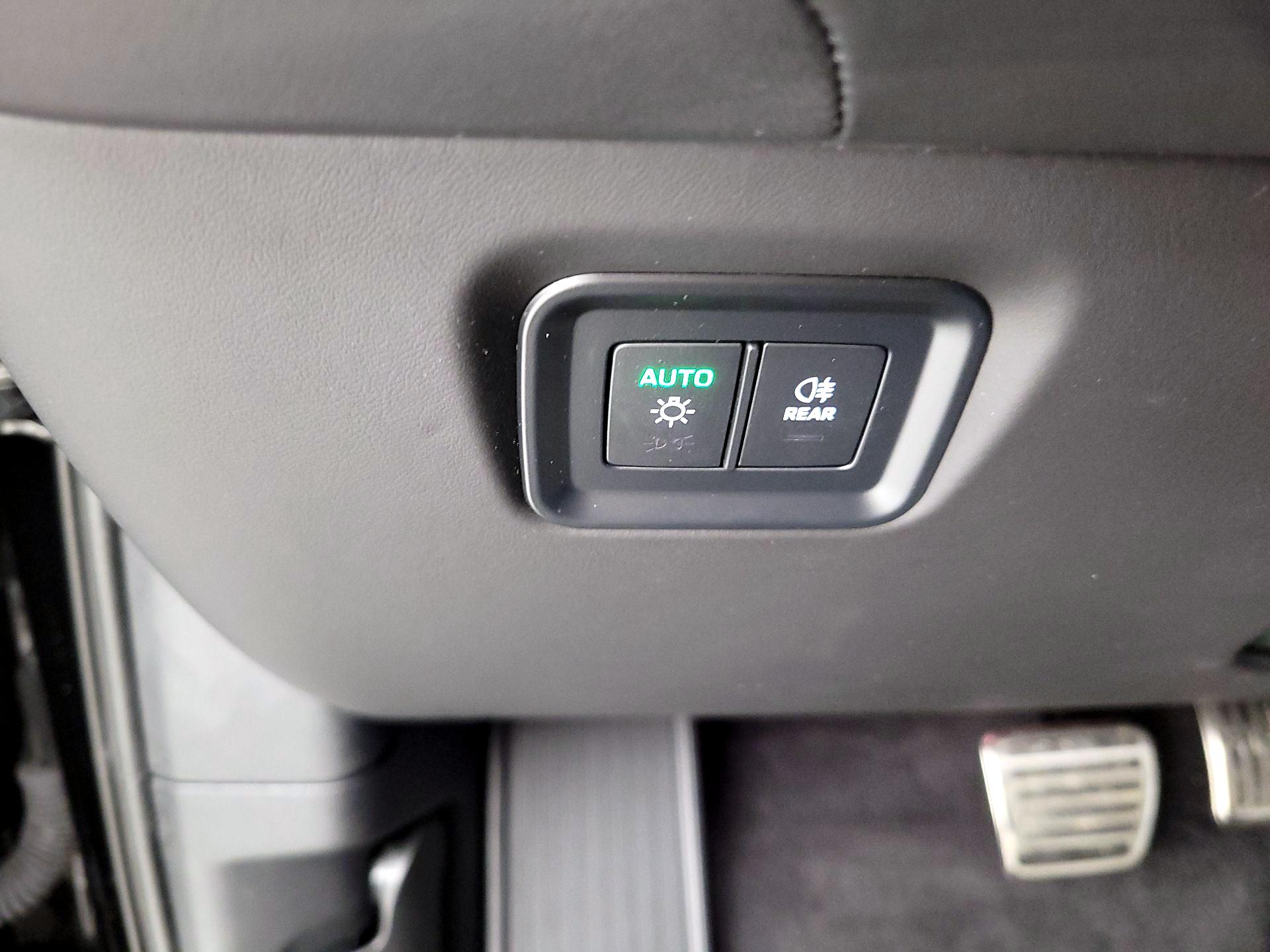 Thumbnail: 2024 Porsche Cayenne - 13