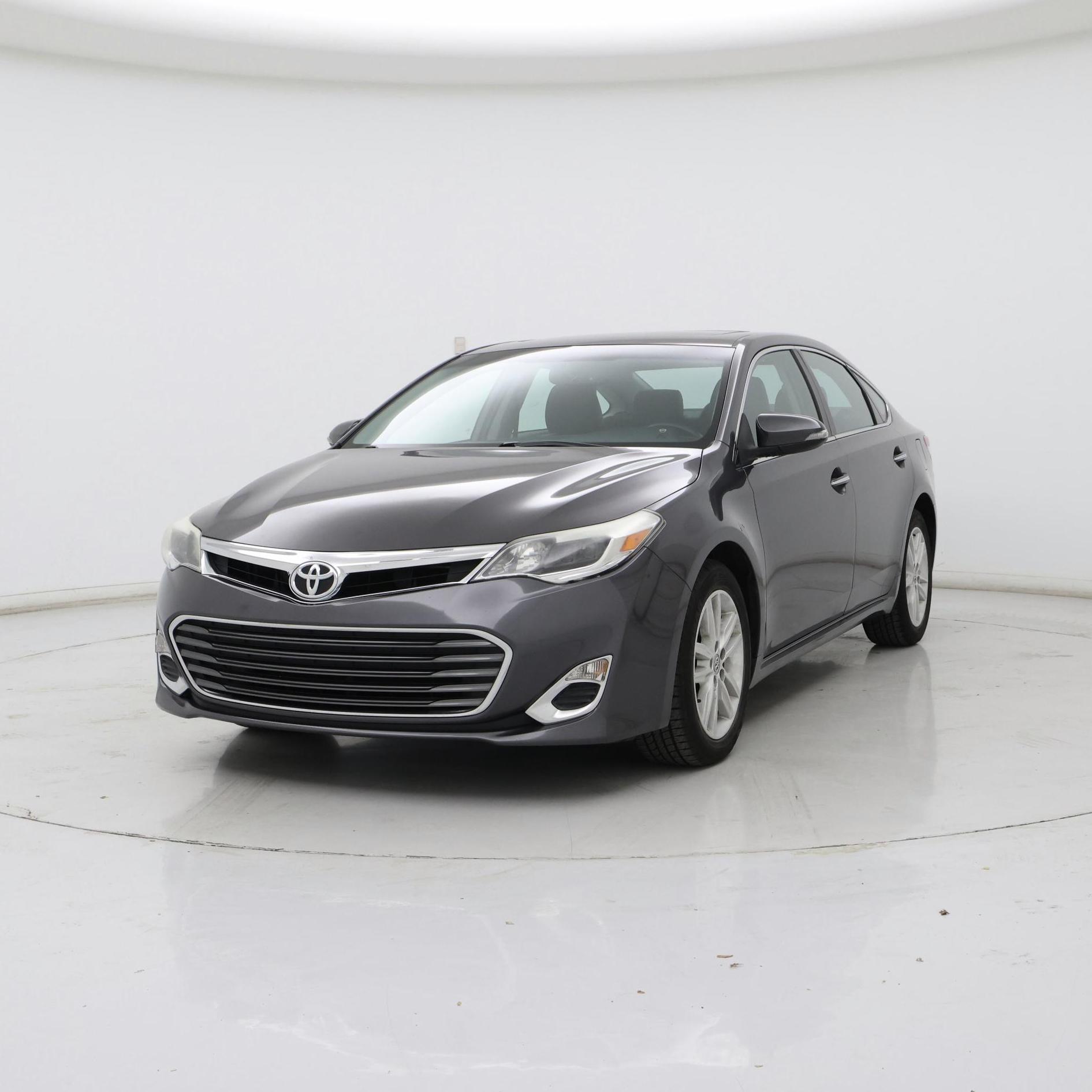Thumbnail: 2015 Toyota Avalon - 4