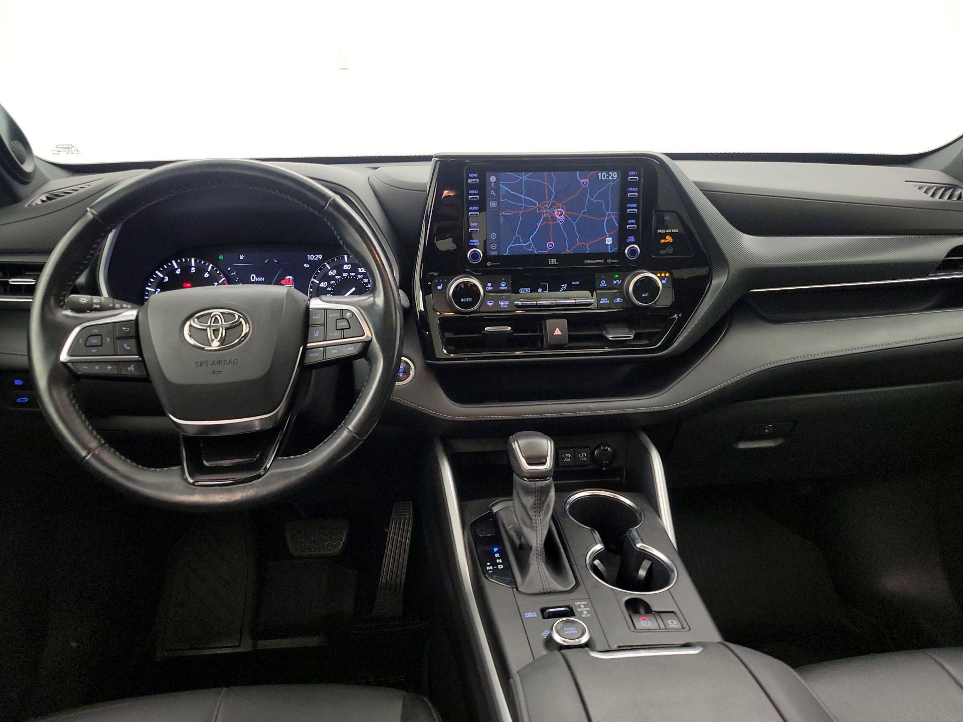 Thumbnail: 2021 Toyota Highlander - 9