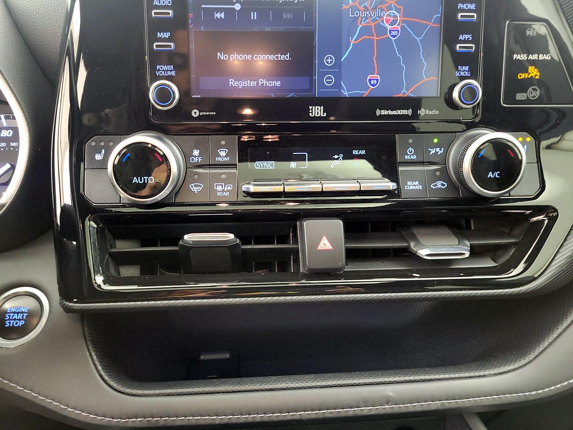 Thumbnail: 2021 Toyota Highlander - 17