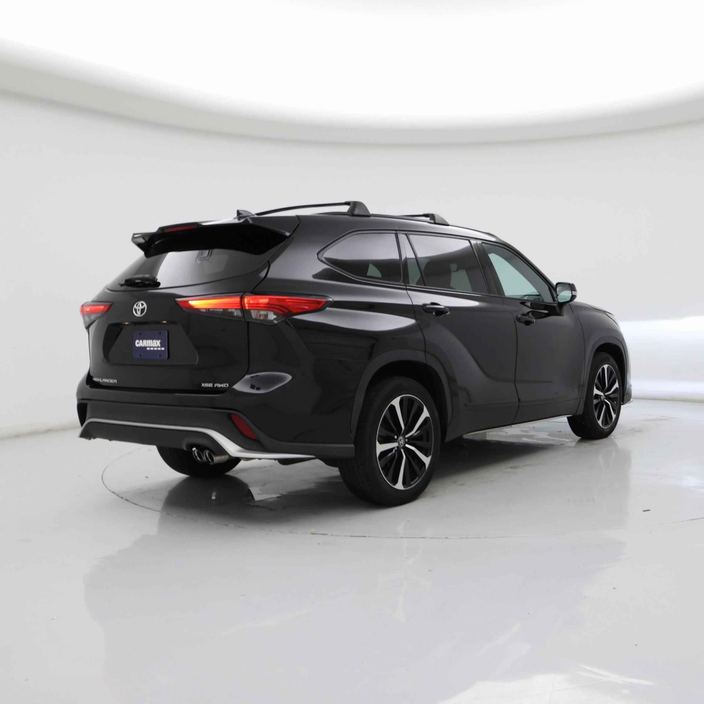 Thumbnail: 2021 Toyota Highlander - 8