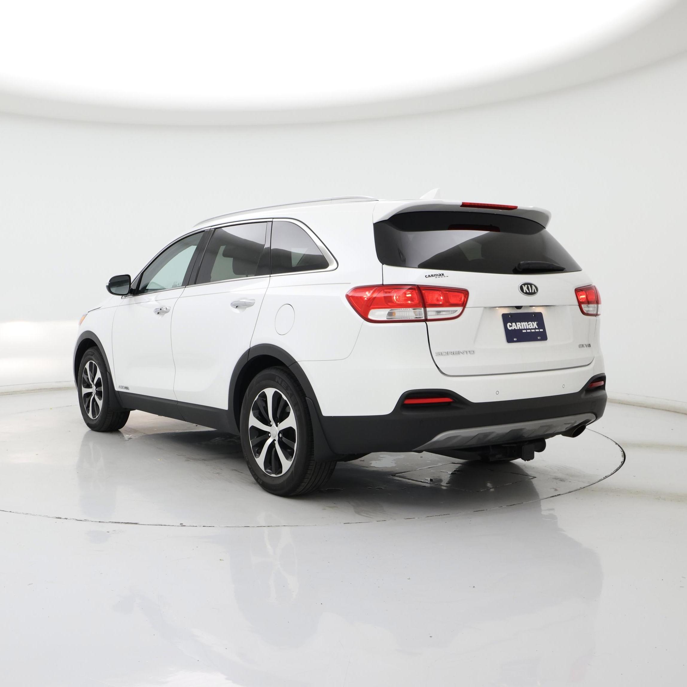 Thumbnail: 2017 Kia Sorento - 2