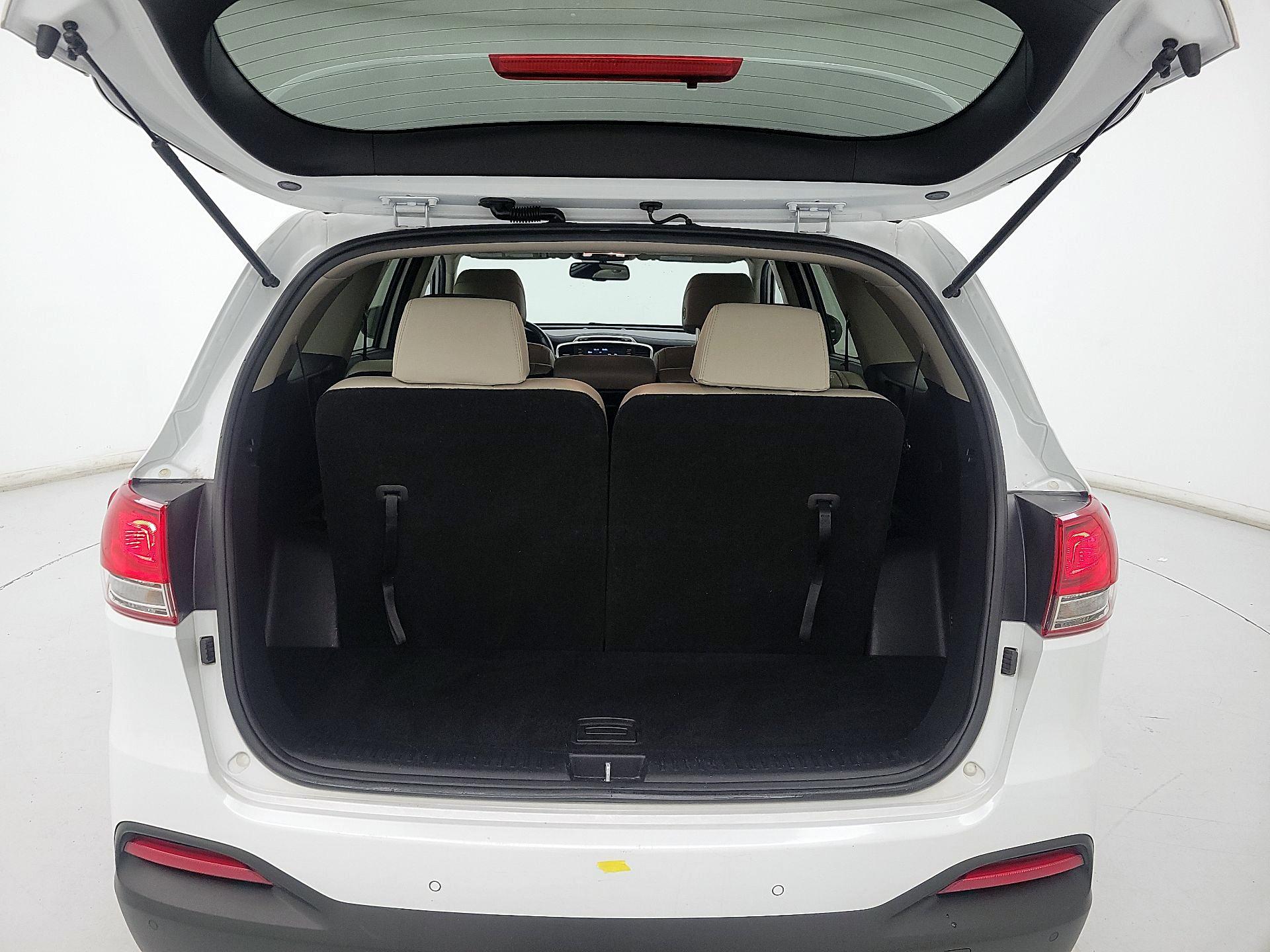 Thumbnail: 2017 Kia Sorento - 20