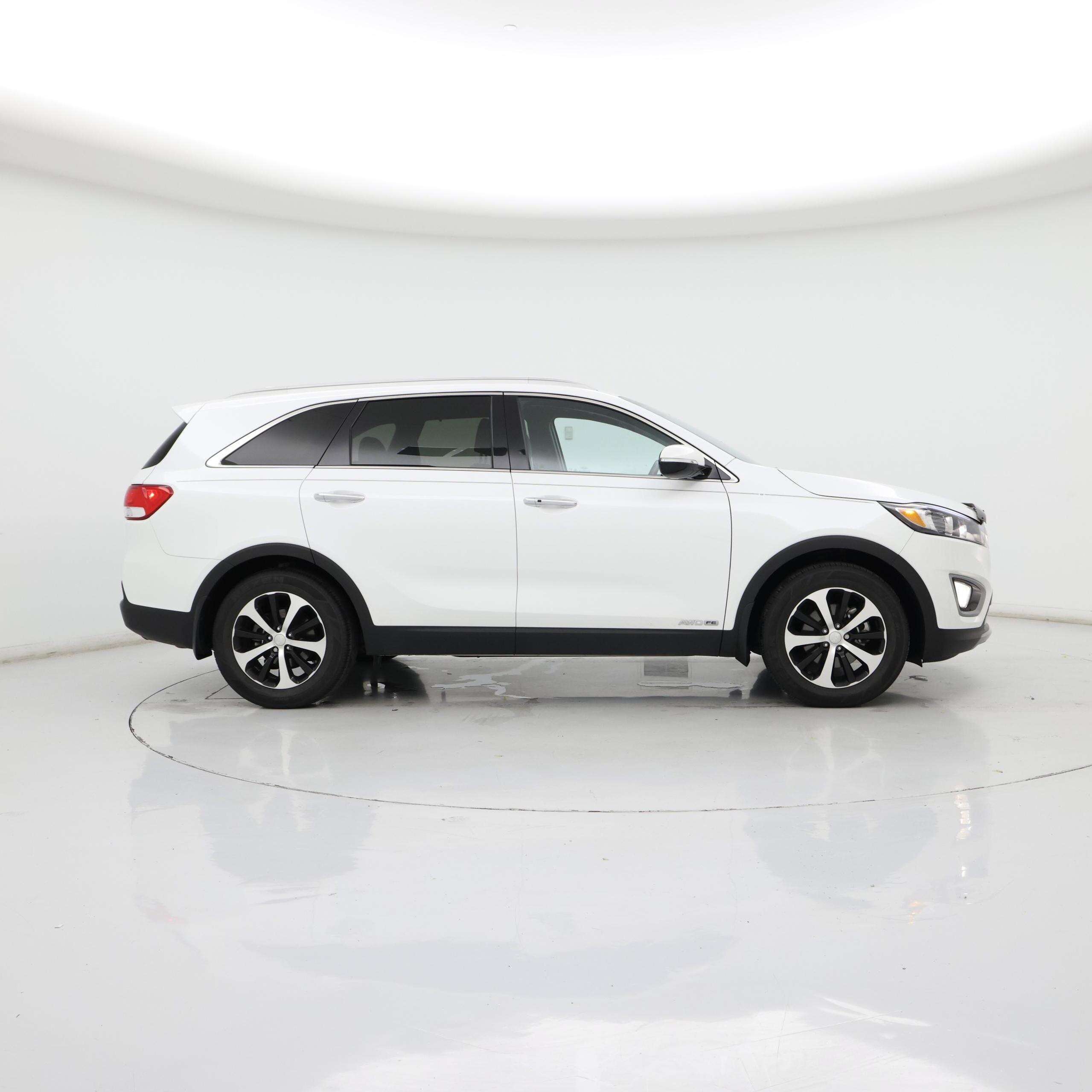 Thumbnail: 2017 Kia Sorento - 7