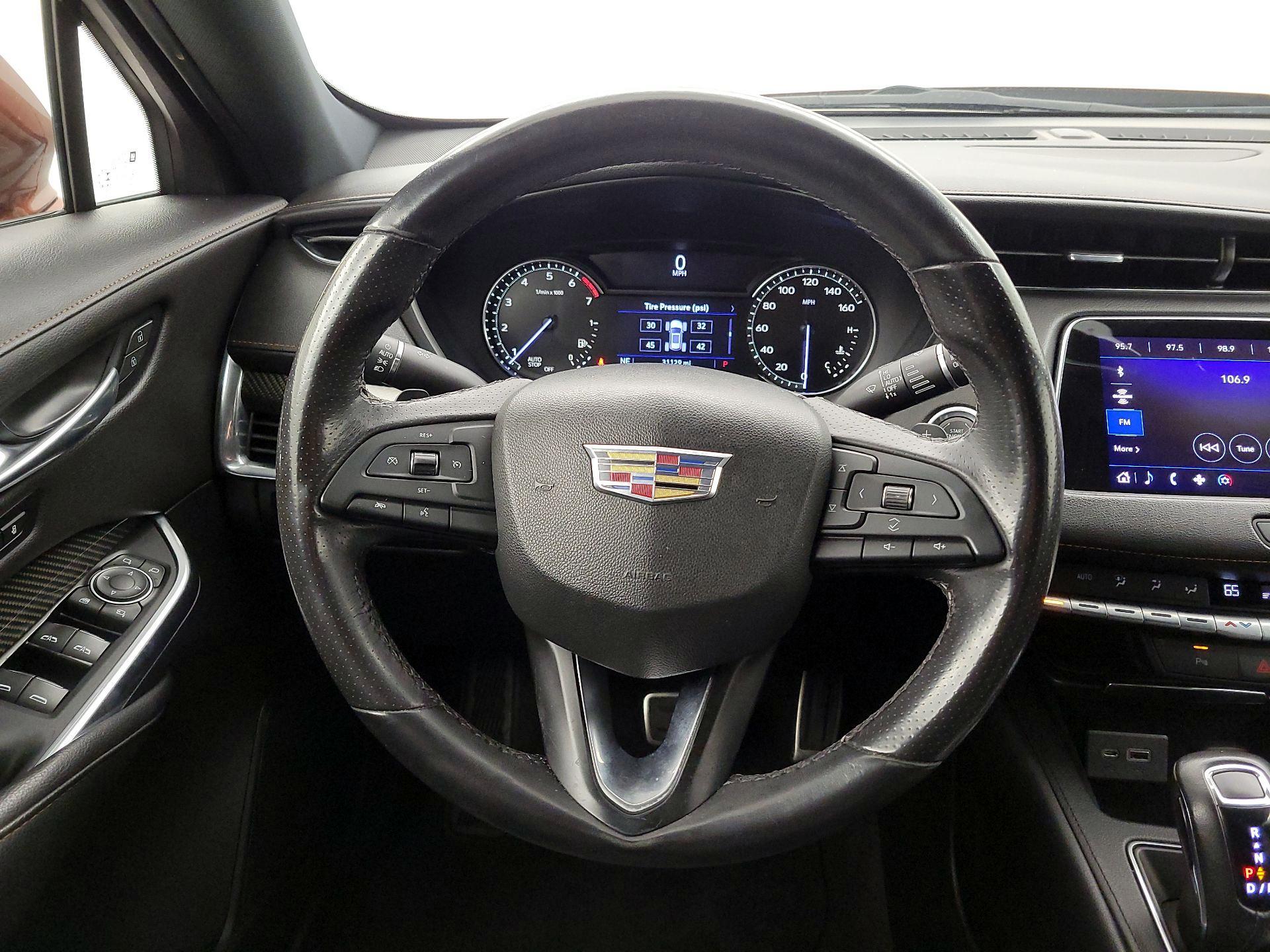 Thumbnail: 2019 Cadillac XT4 - 10