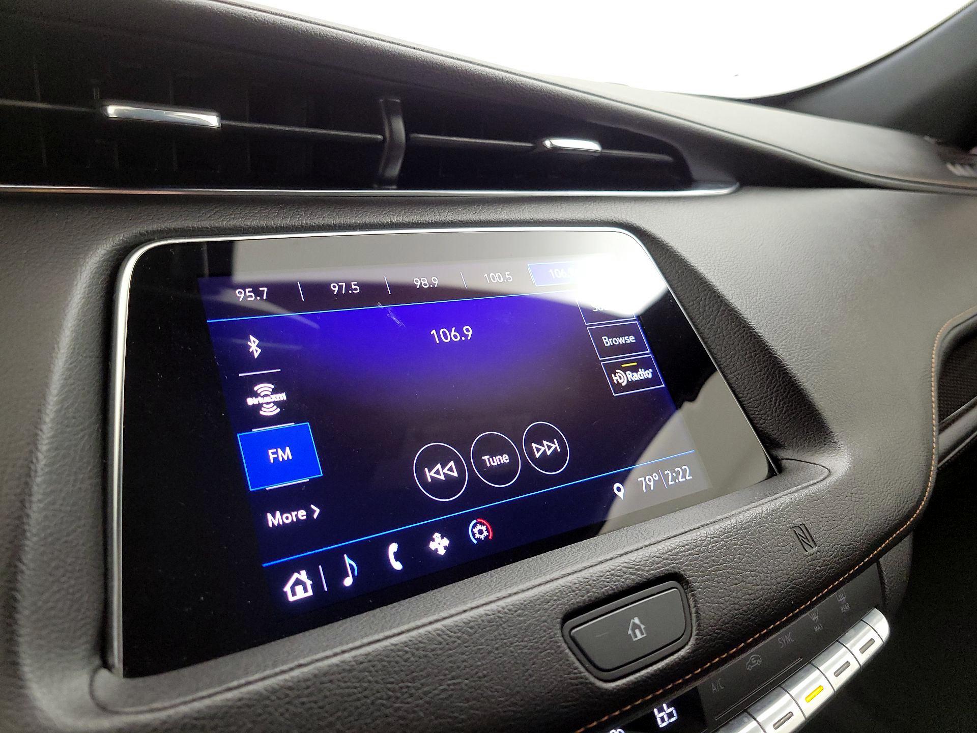 Thumbnail: 2019 Cadillac XT4 - 15