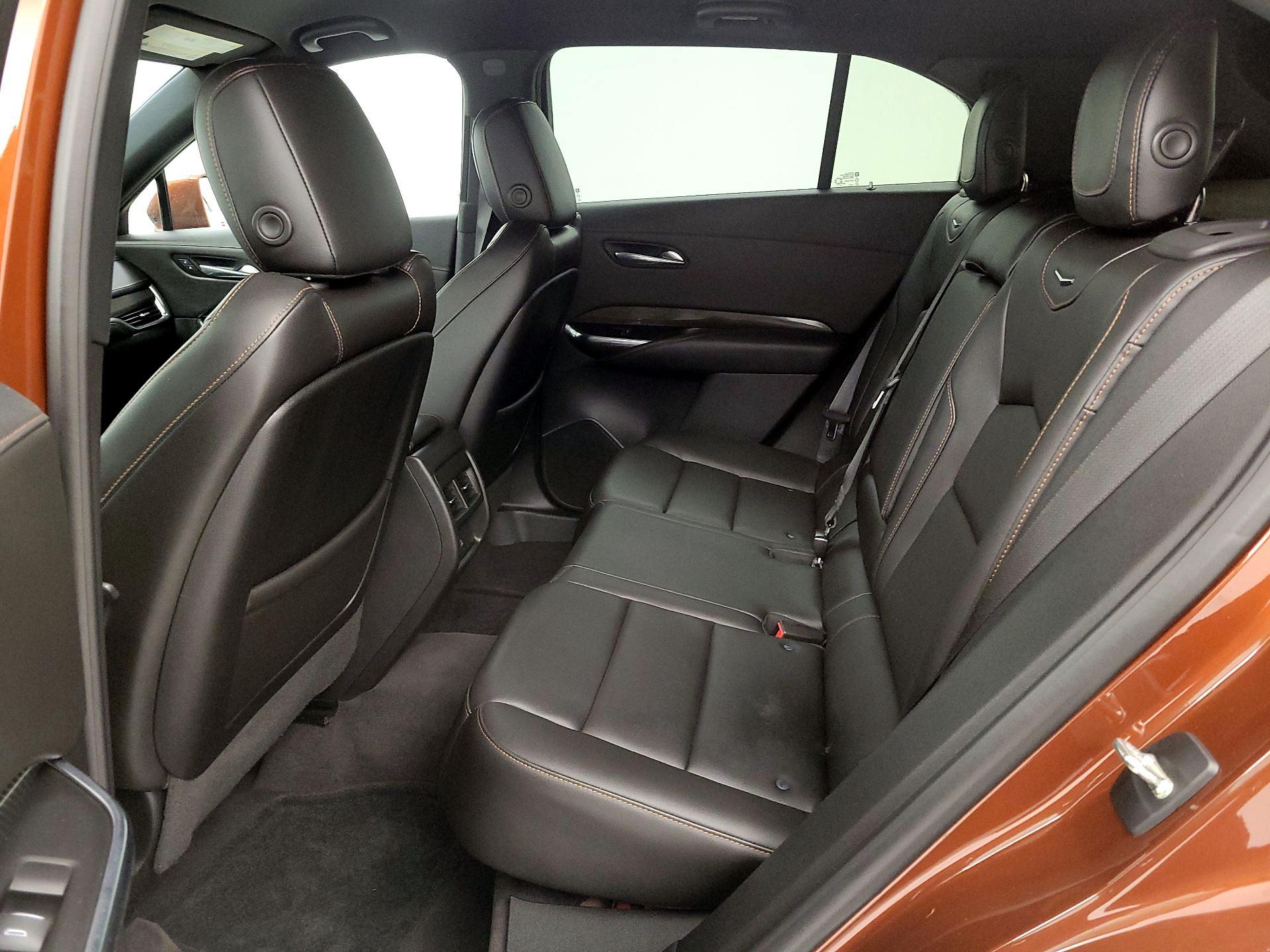 Thumbnail: 2019 Cadillac XT4 - 19