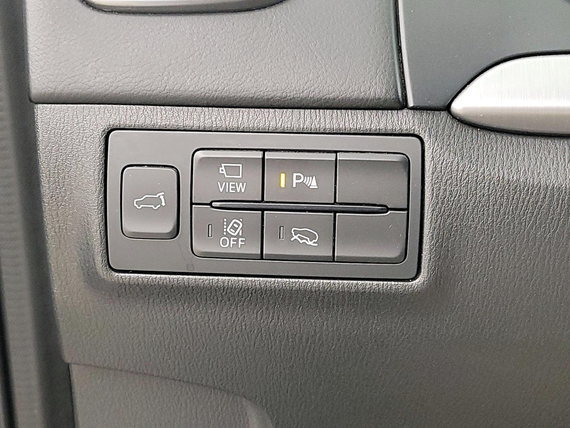 Thumbnail: 2023 Mazda CX-9 - 13