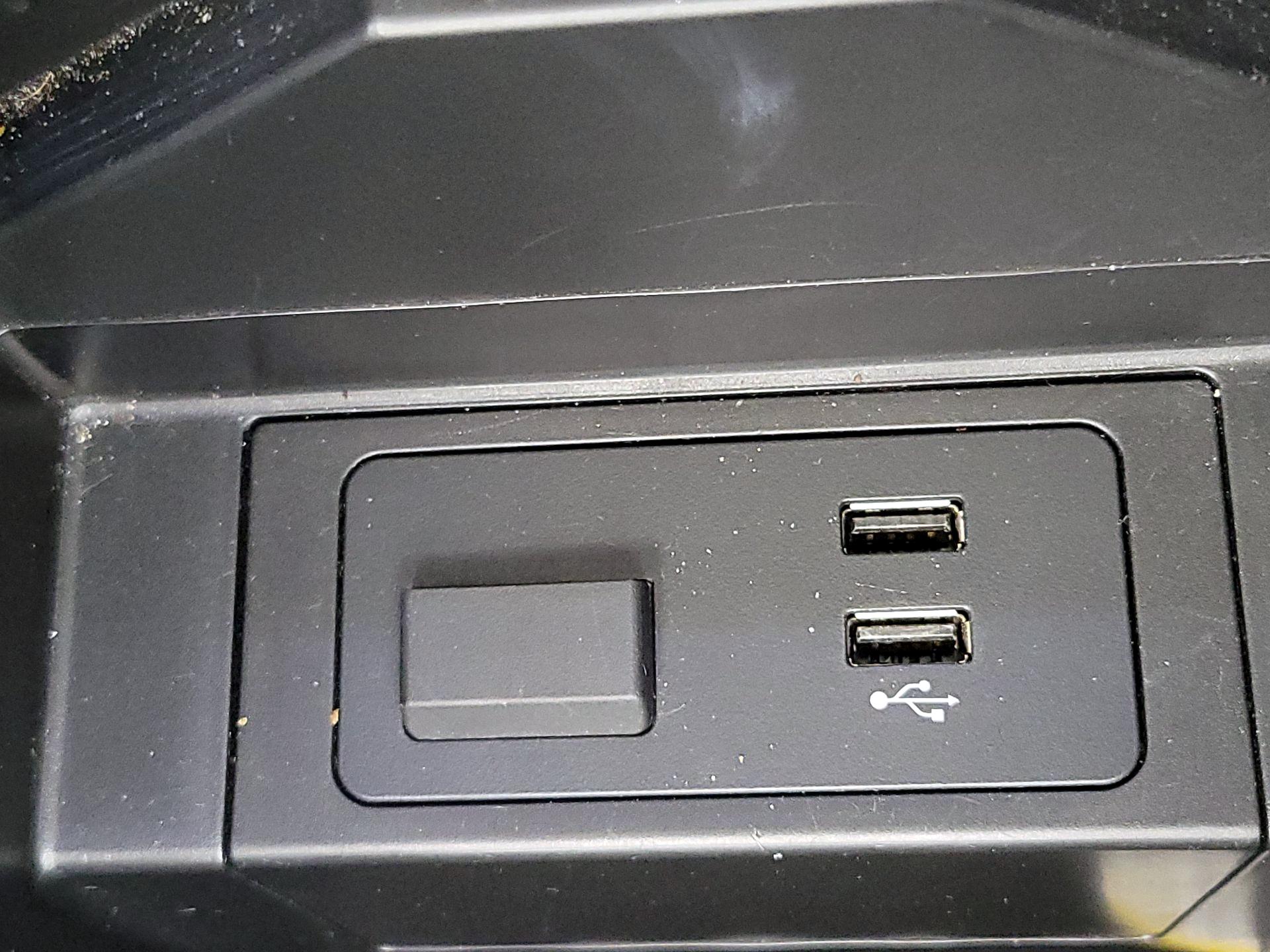 Thumbnail: 2023 Mazda CX-9 - 18