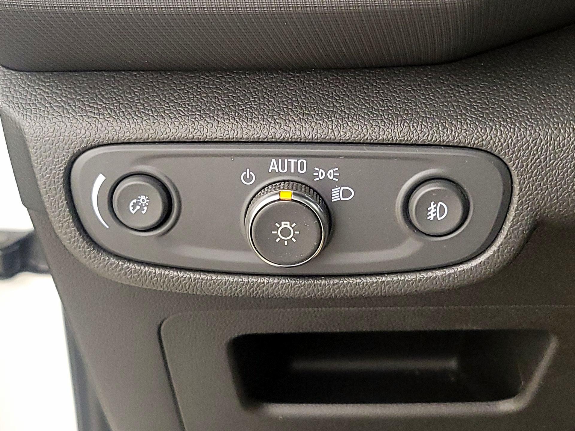 Thumbnail: 2022 Chevrolet TrailBlazer - 13