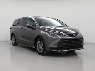 2024 Toyota Sienna Hybrid LE