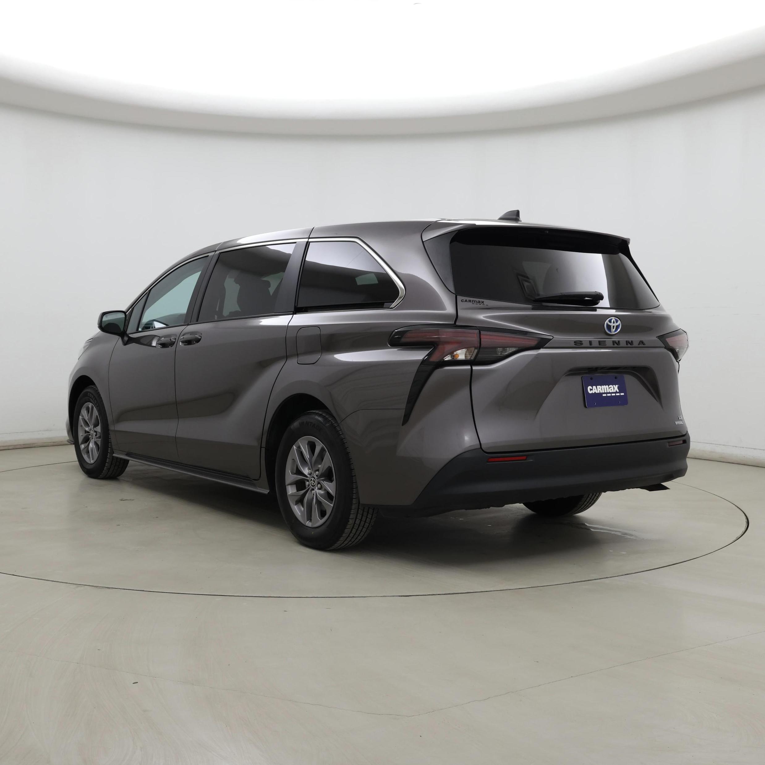 Thumbnail: 2024 Toyota Sienna - 2