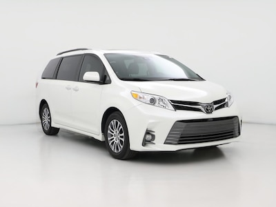 2020 Toyota Sienna XLE