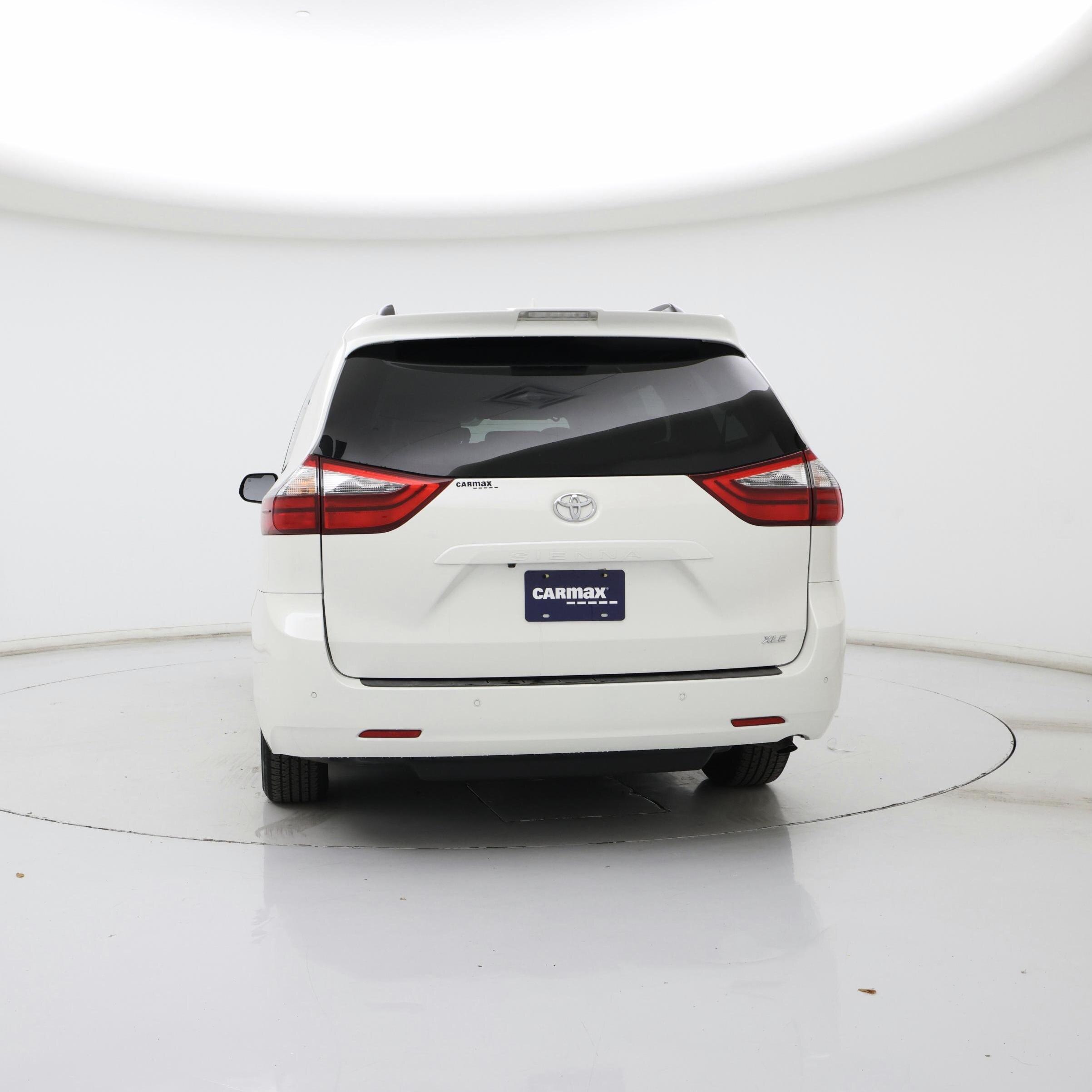 Thumbnail: 2020 Toyota Sienna - 6