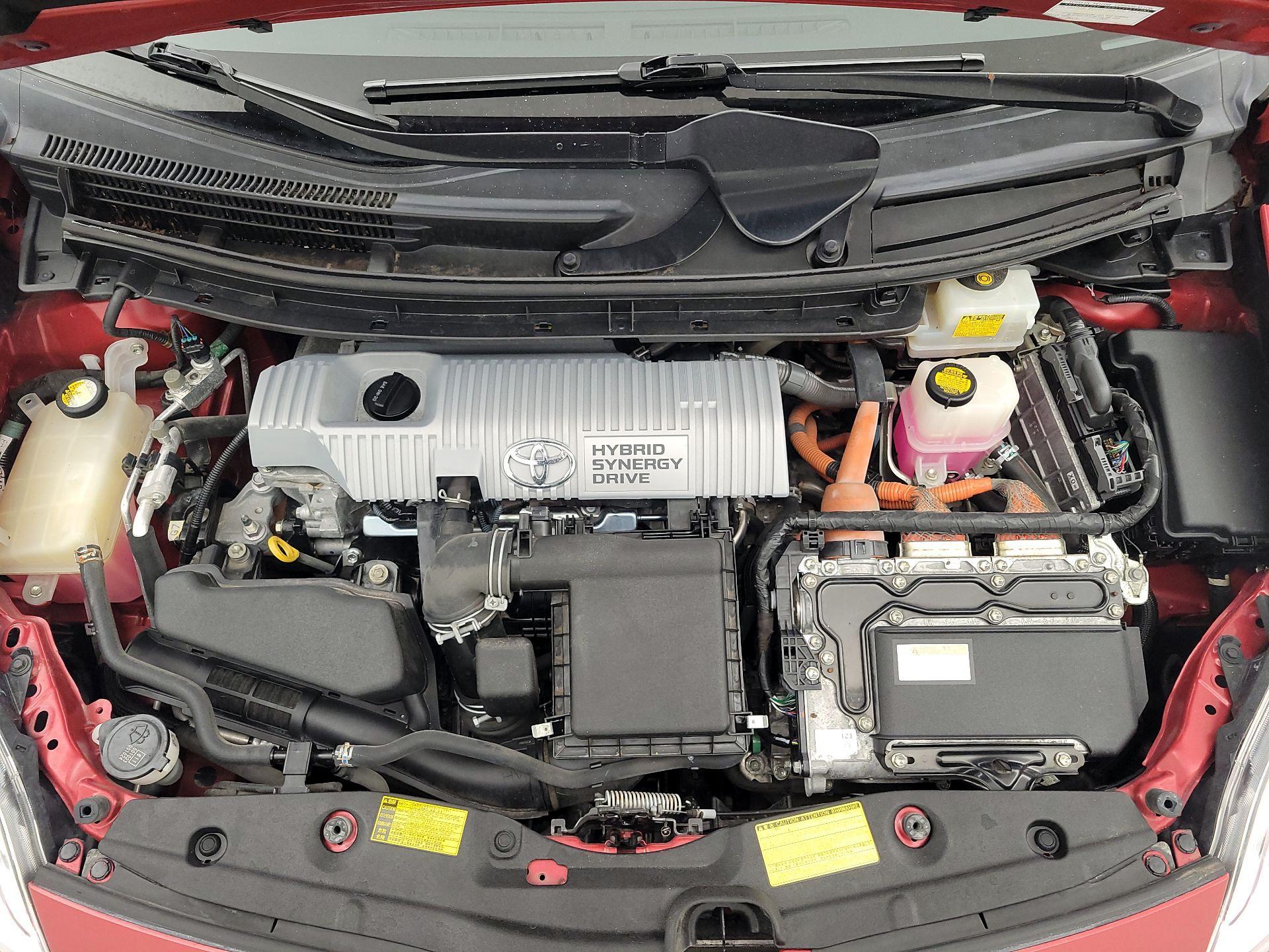 Thumbnail: 2014 Toyota Prius - 19