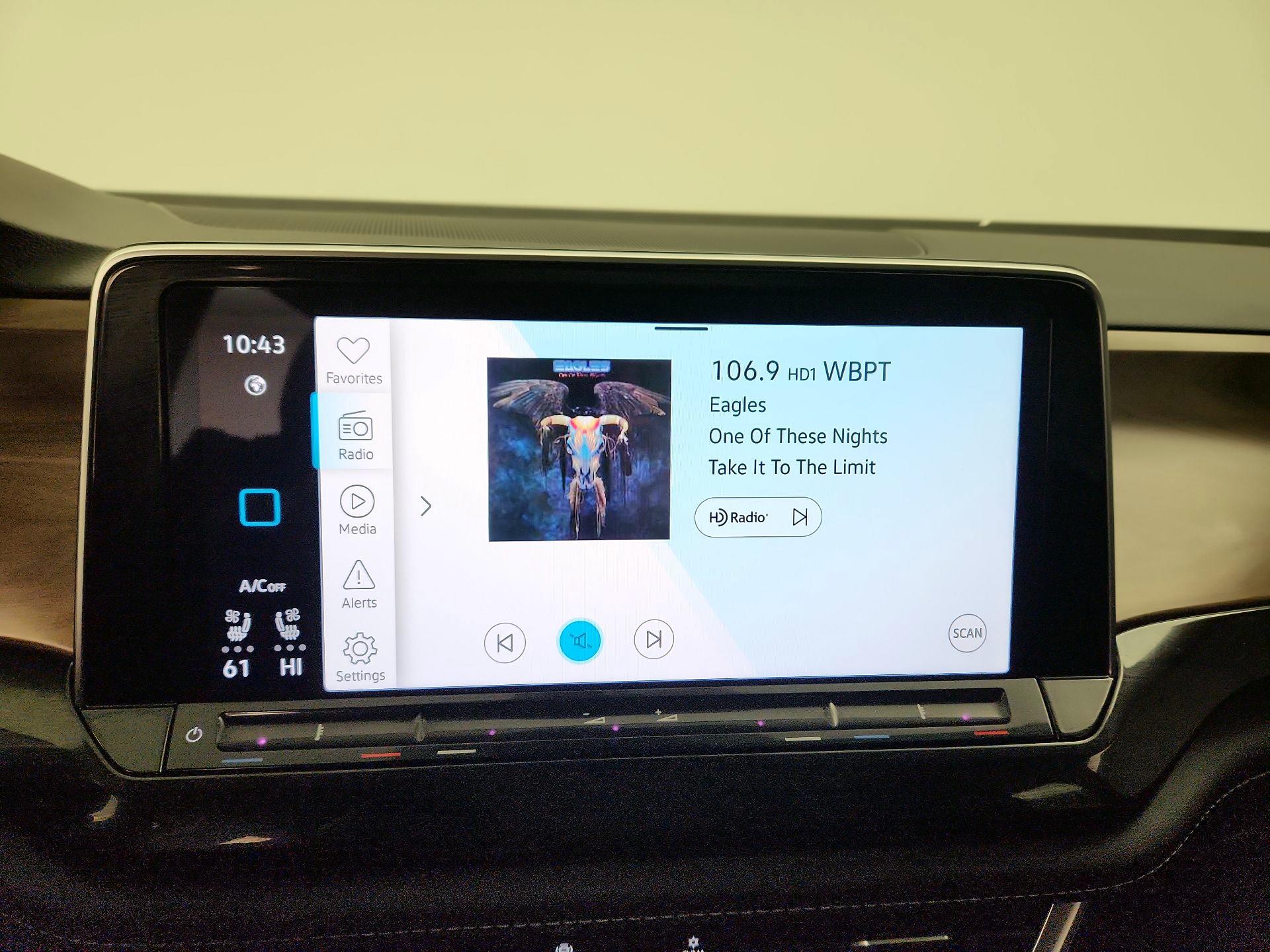 Thumbnail: 2025 Volkswagen Atlas - 15