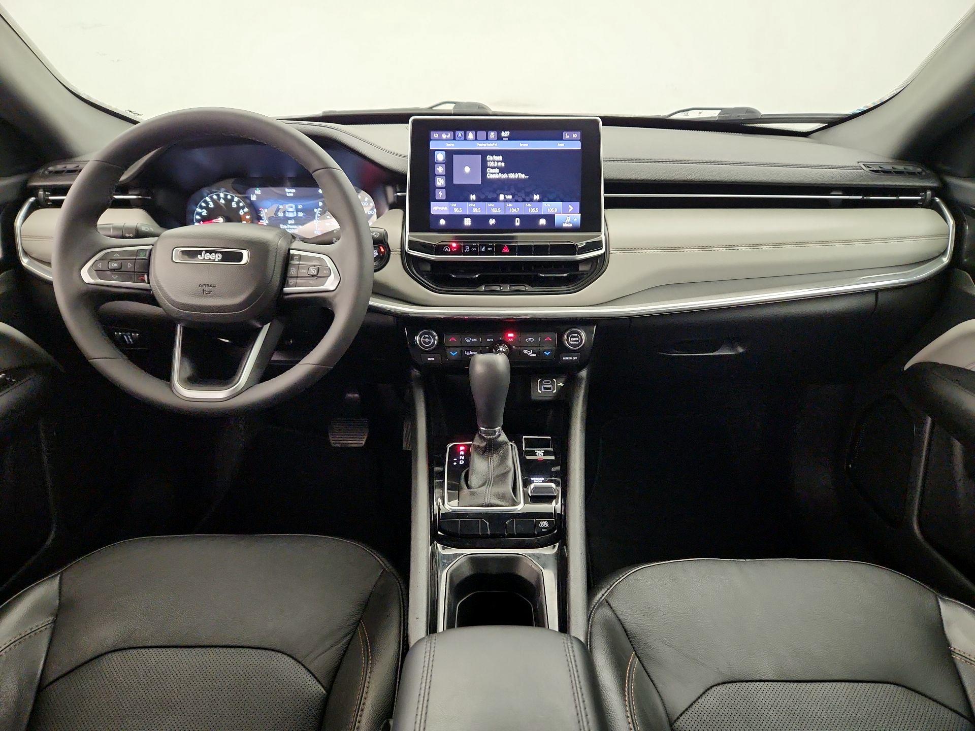 Thumbnail: 2023 Jeep Compass - 9