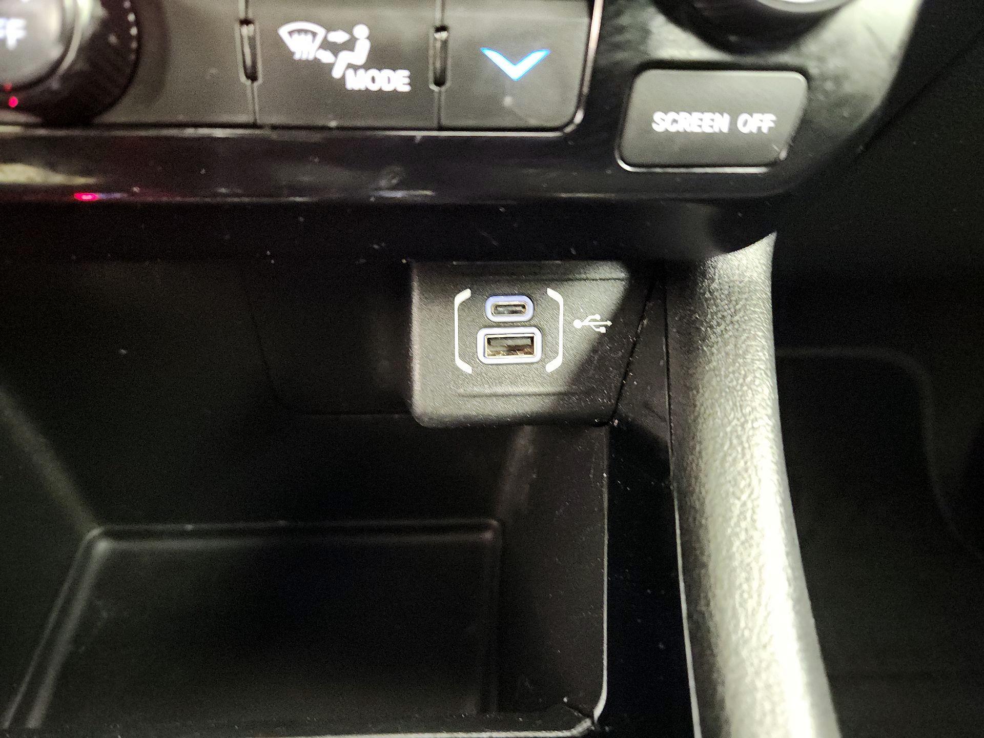 Thumbnail: 2023 Jeep Compass - 18