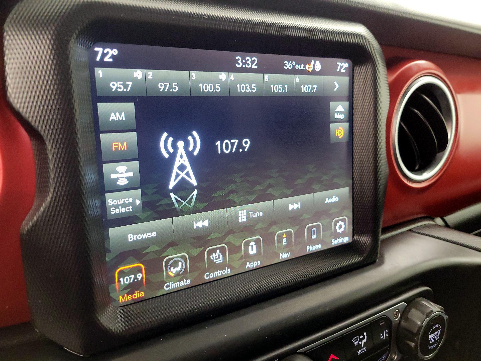 Thumbnail: 2022 Jeep Gladiator - 16