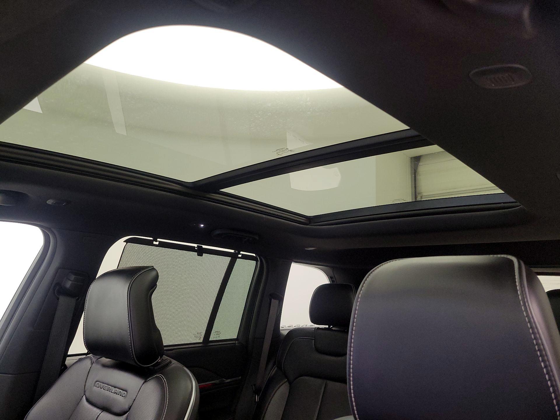 Thumbnail: 2023 Jeep Grand Cherokee - 19