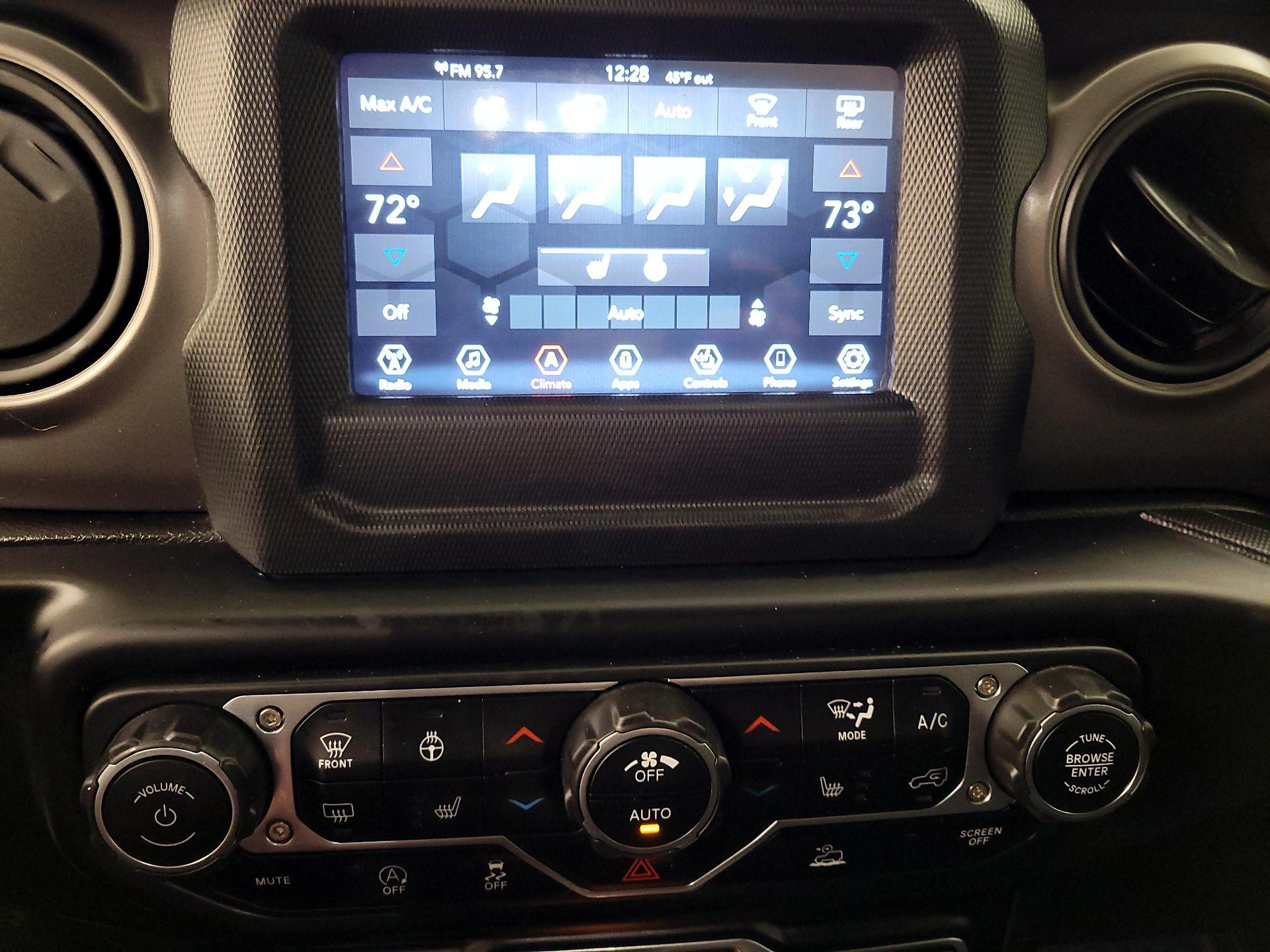 Thumbnail: 2021 Jeep Wrangler - 17