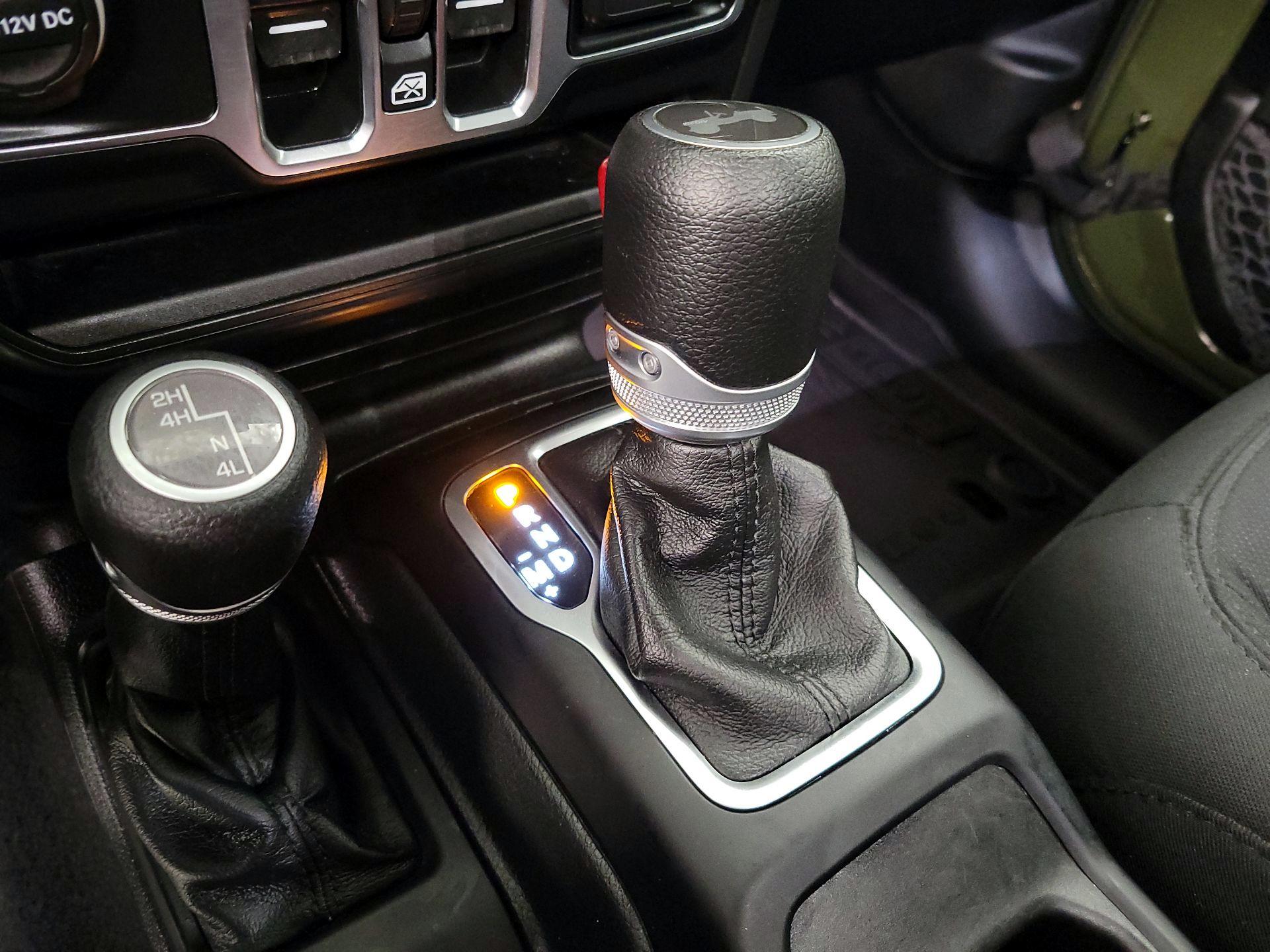 Thumbnail: 2021 Jeep Wrangler - 18