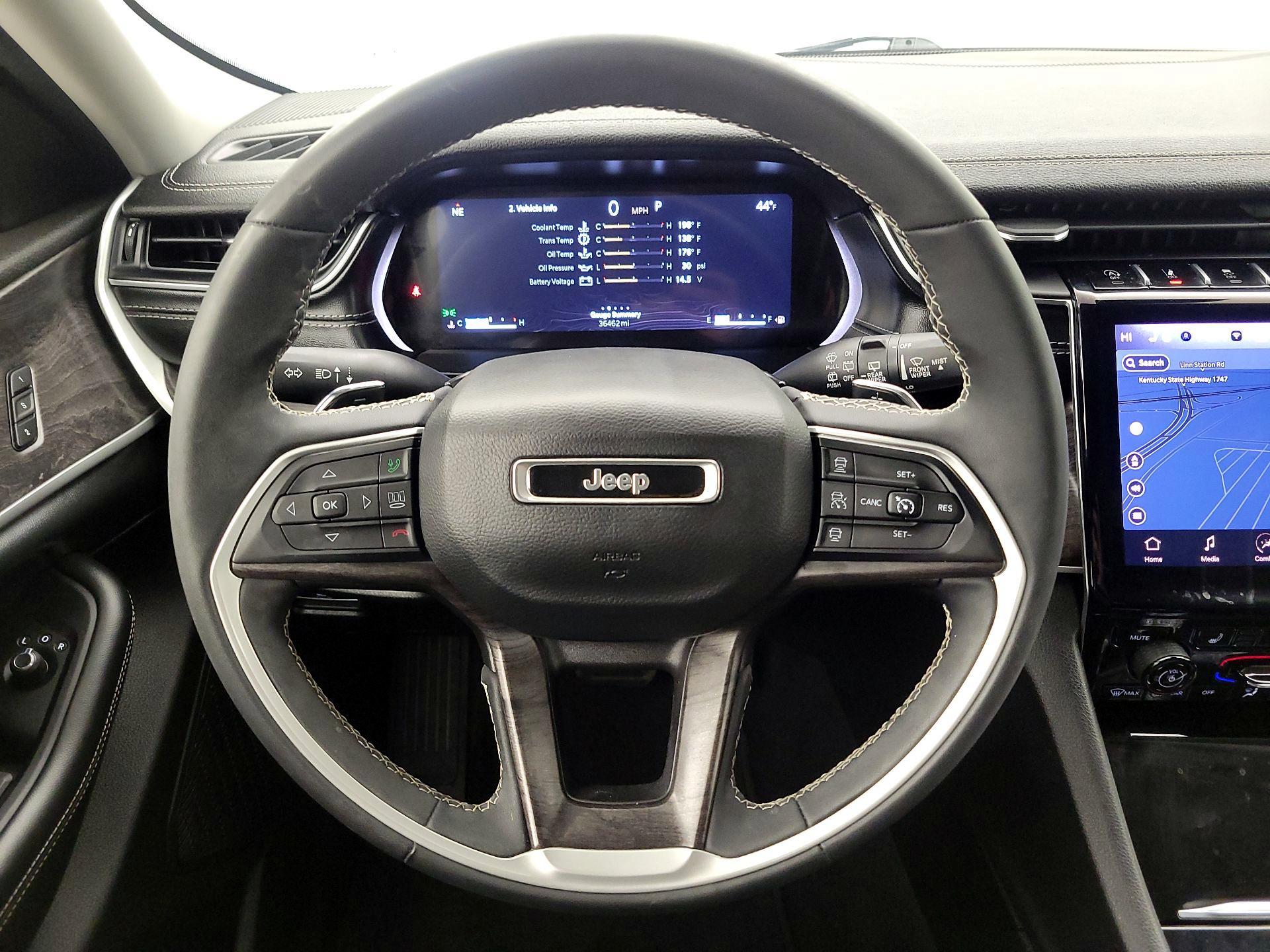 Thumbnail: 2023 Jeep Grand Cherokee - 10