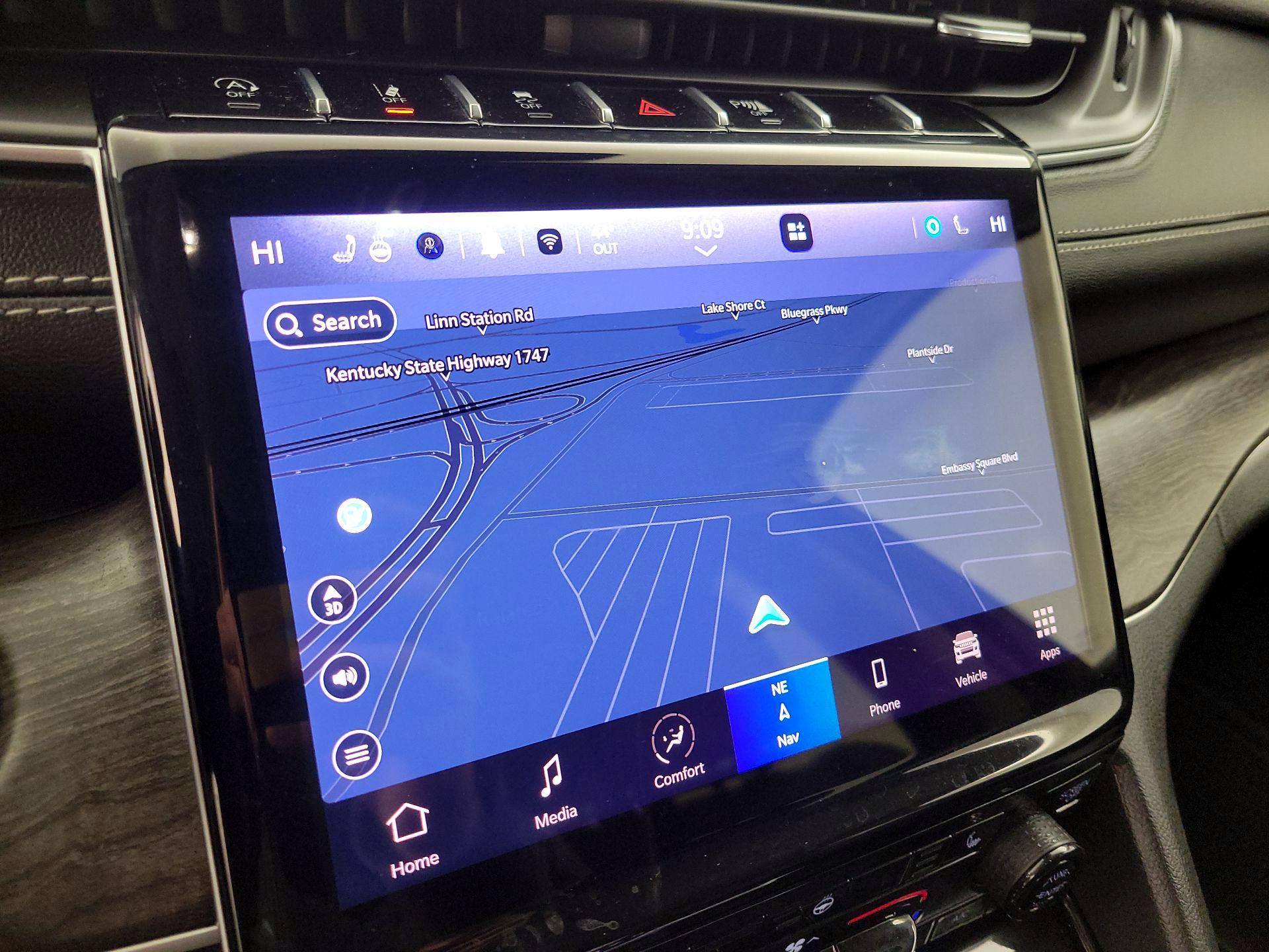 Thumbnail: 2023 Jeep Grand Cherokee - 14